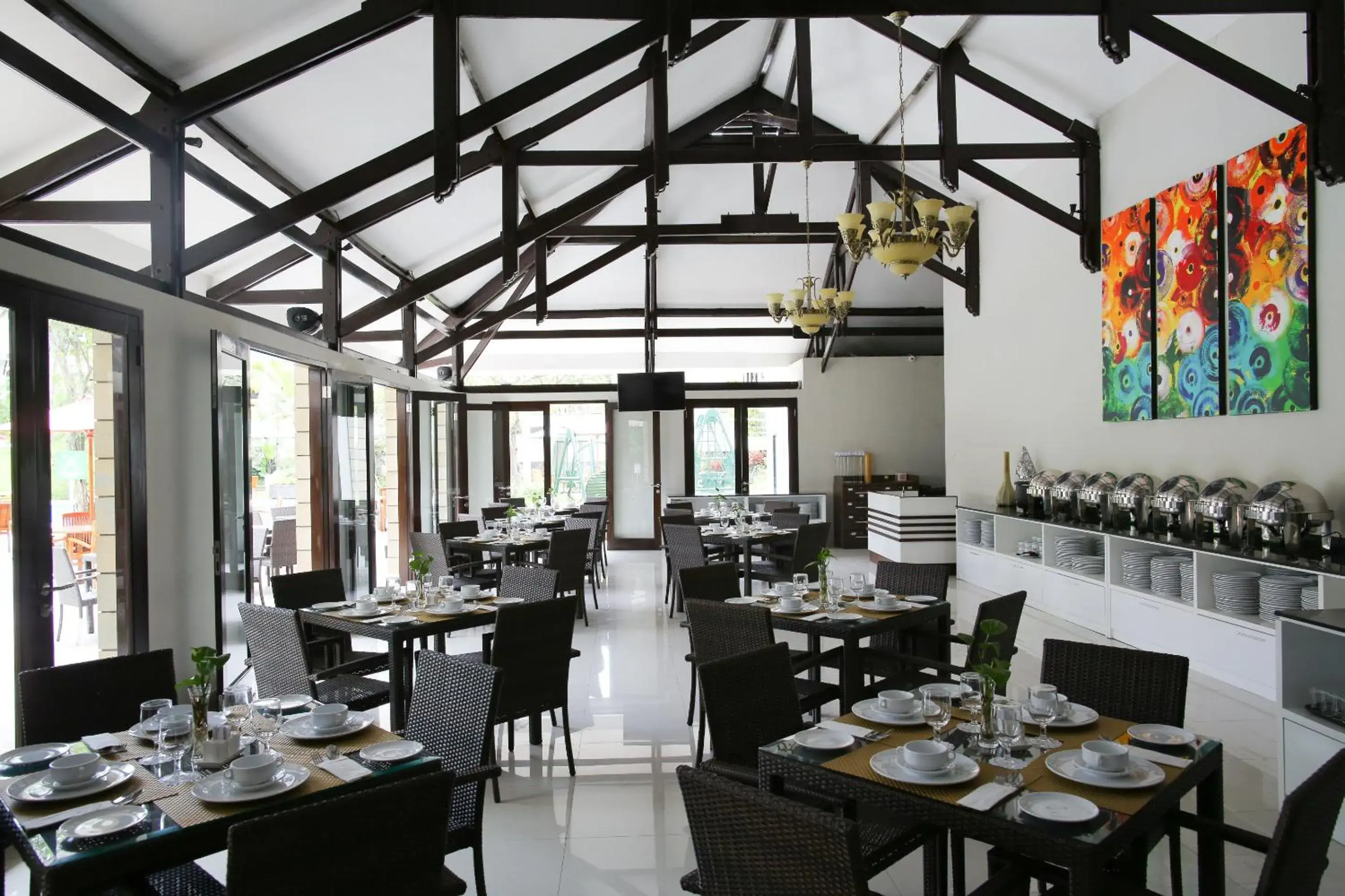 Restaurant/places to eat in Samara Resort Restaurant/places to eat in Samara Resort