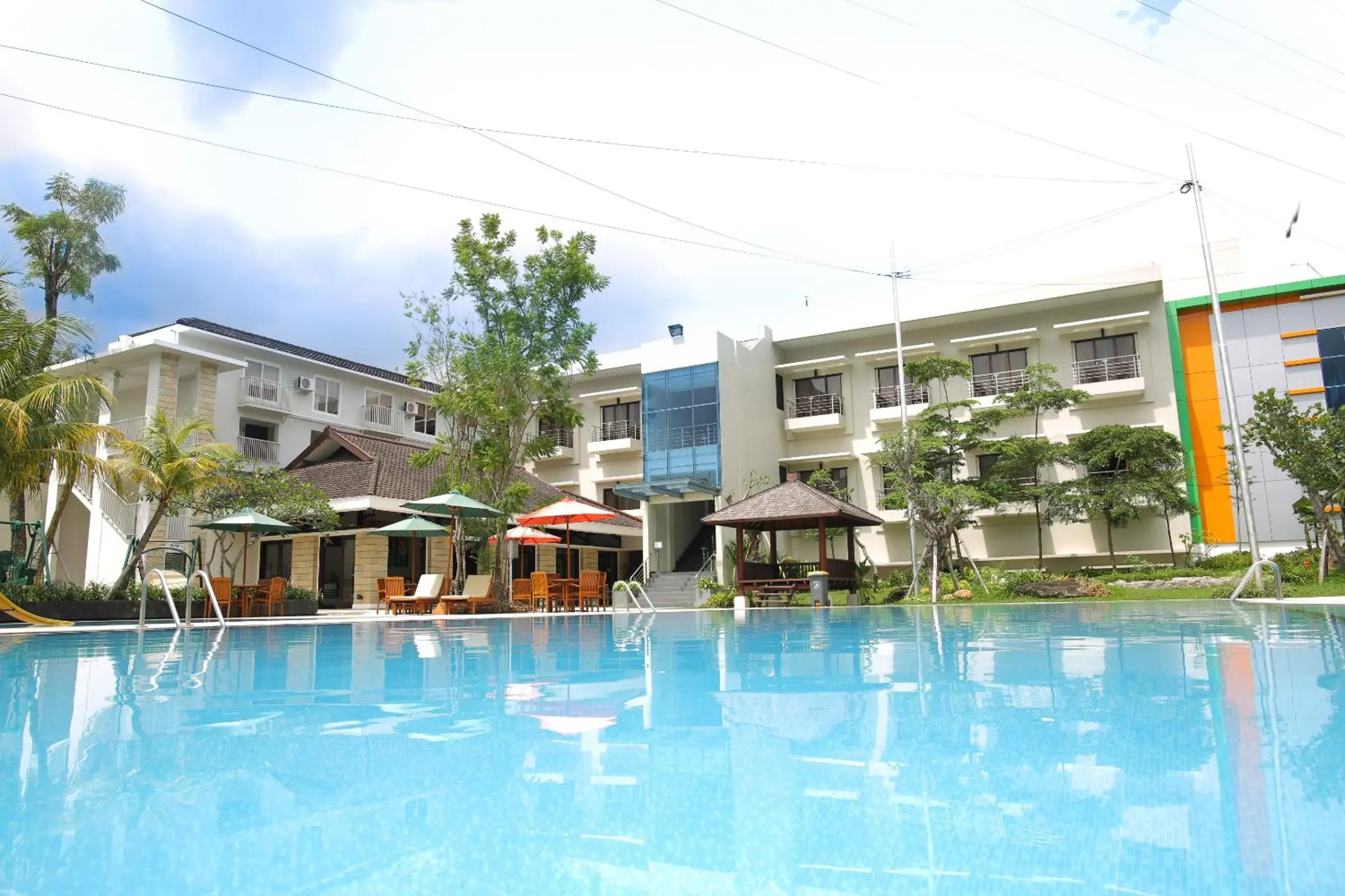 Facade/entrance in Samara Resort Facade/entrance in Samara Resort