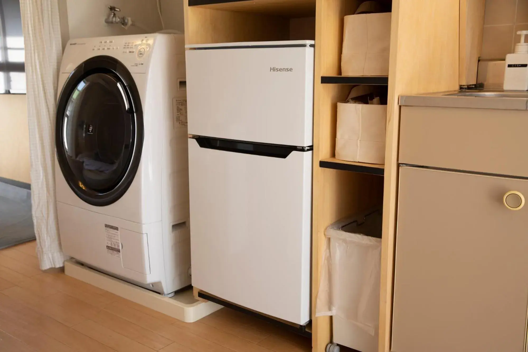 Photo of the whole room in Guesthouse Life Field Photo of the whole room in Guesthouse Life Field