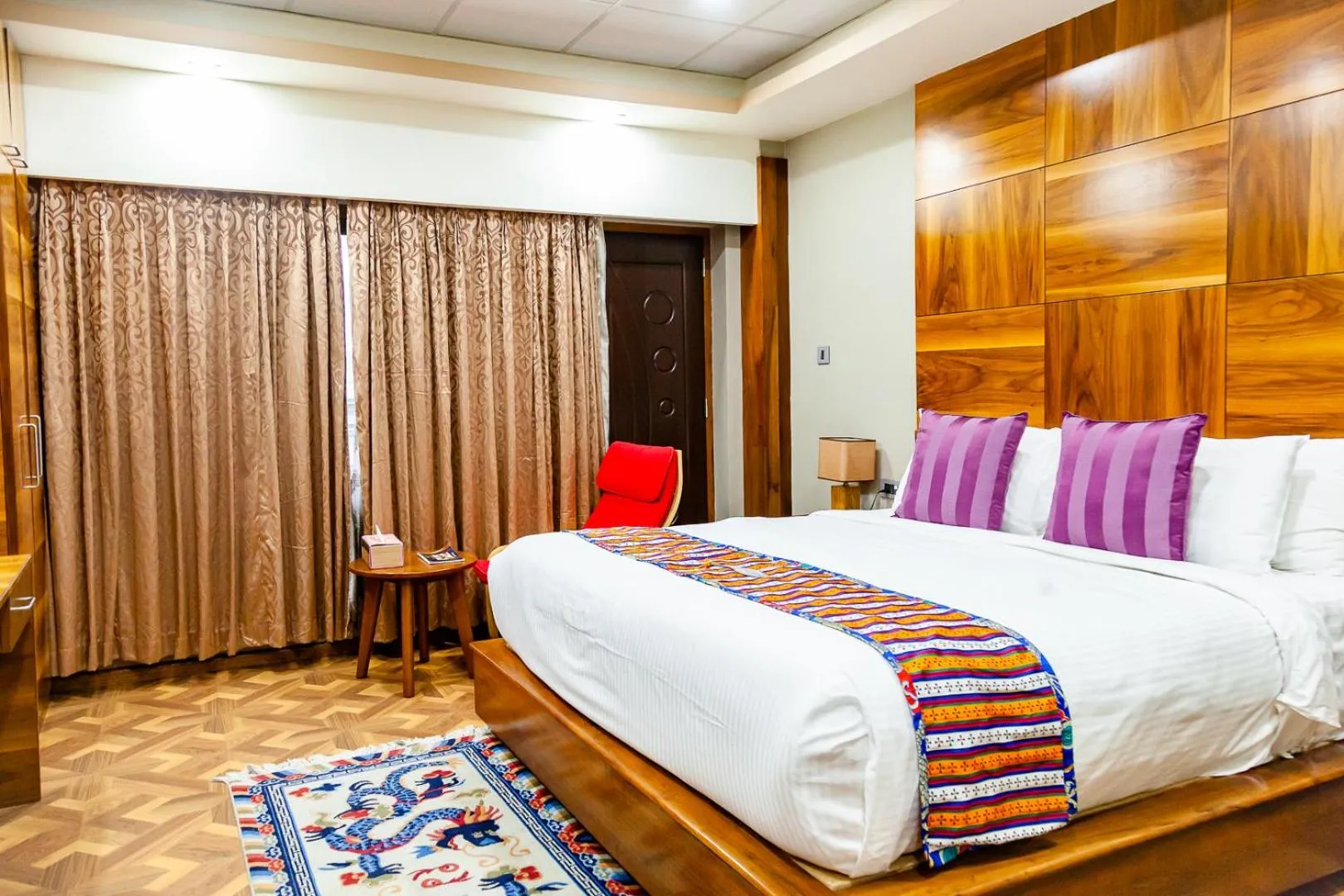 Bedroom, Bed in Tara Phendeyling Hotel