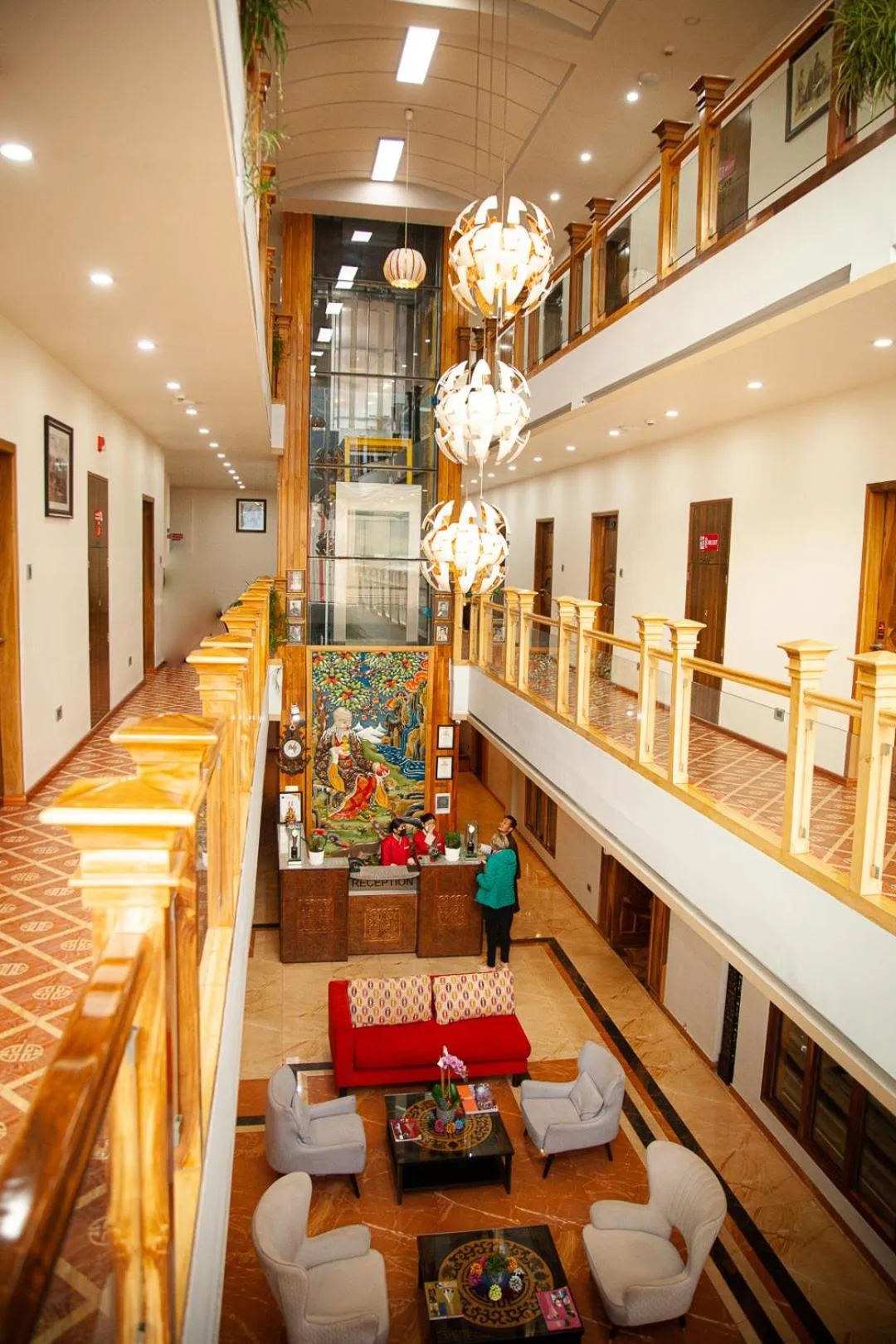 Text overlay in Tara Phendeyling Hotel