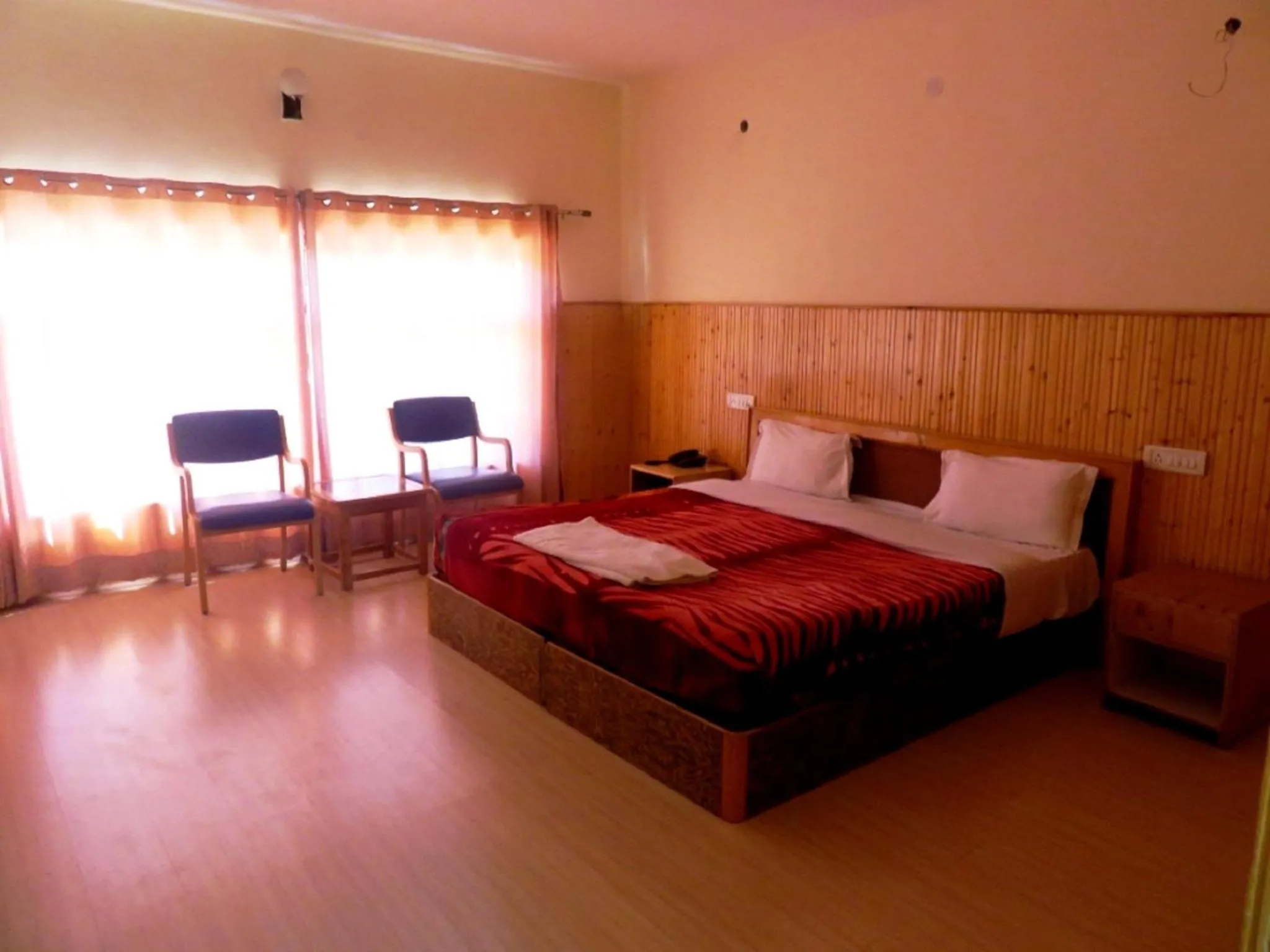 Hotel Abu Palace