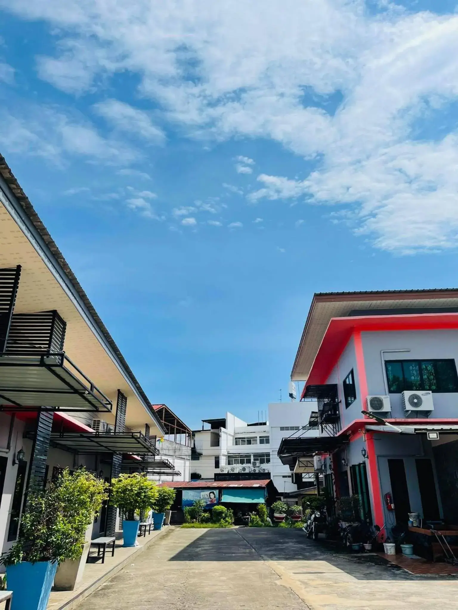 Property building in Baan Sri Family Property building in Baan Sri Family