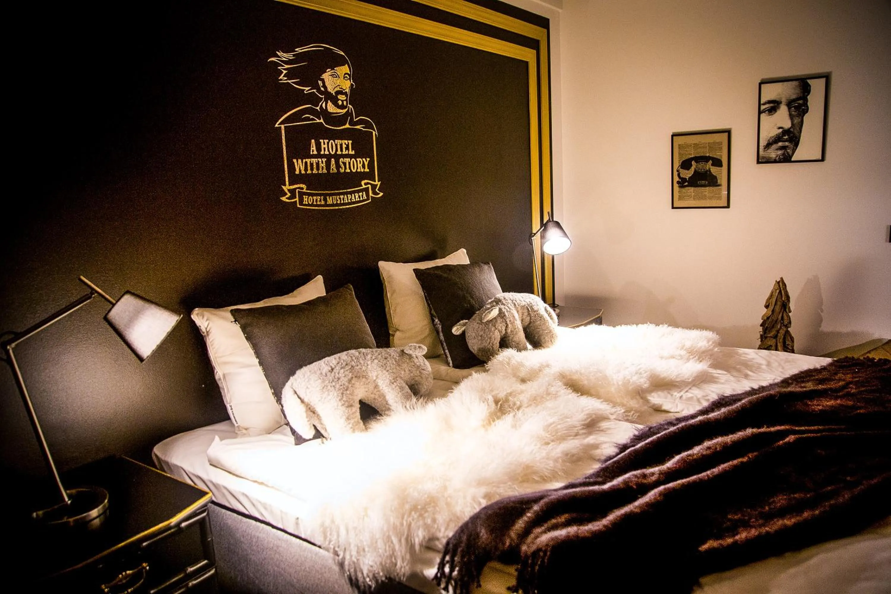 Bedroom, Bed in Boutique Hotel Mustaparta