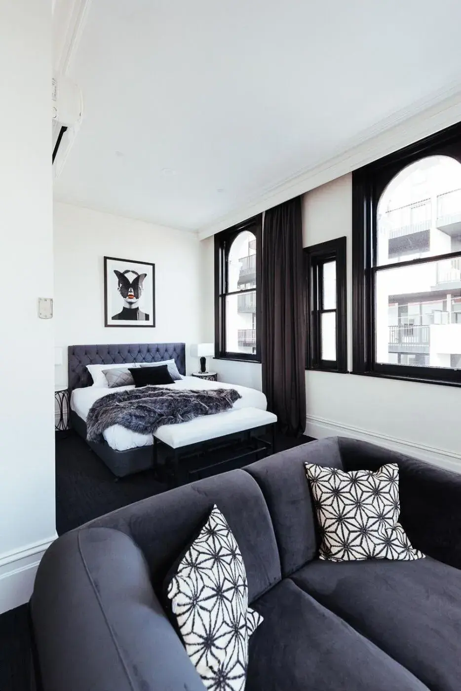 Bed in East Brunswick Hotel Bed in East Brunswick Hotel