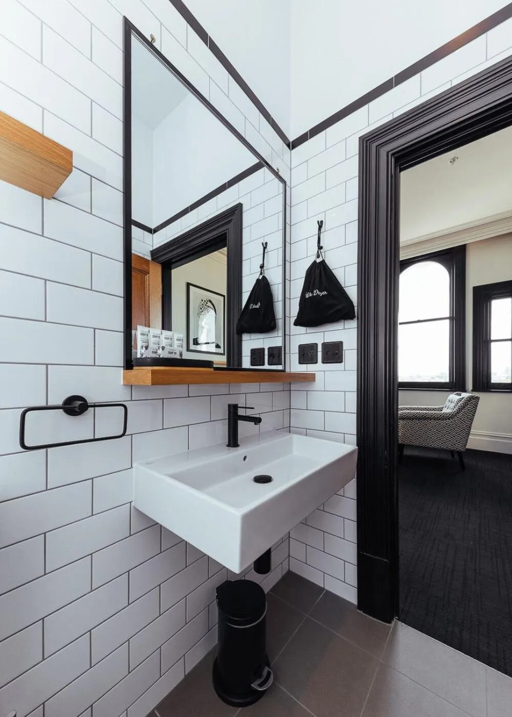 Bathroom in East Brunswick Hotel