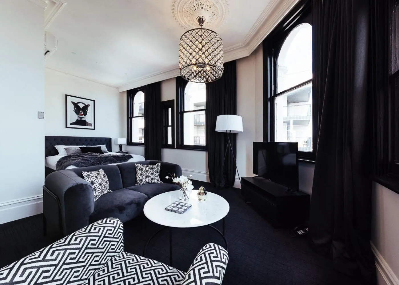 Bed in East Brunswick Hotel