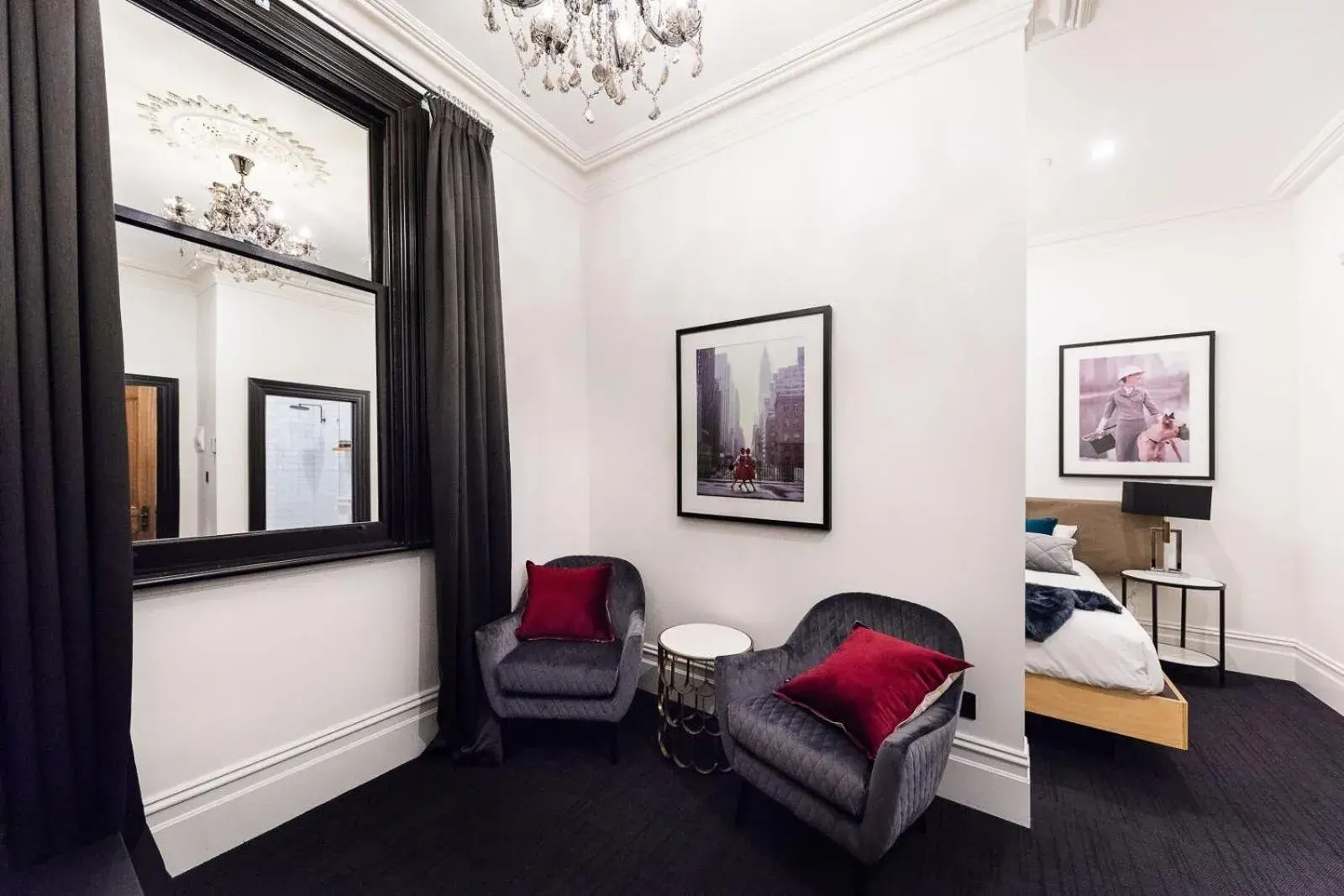 Bed in East Brunswick Hotel Bed in East Brunswick Hotel