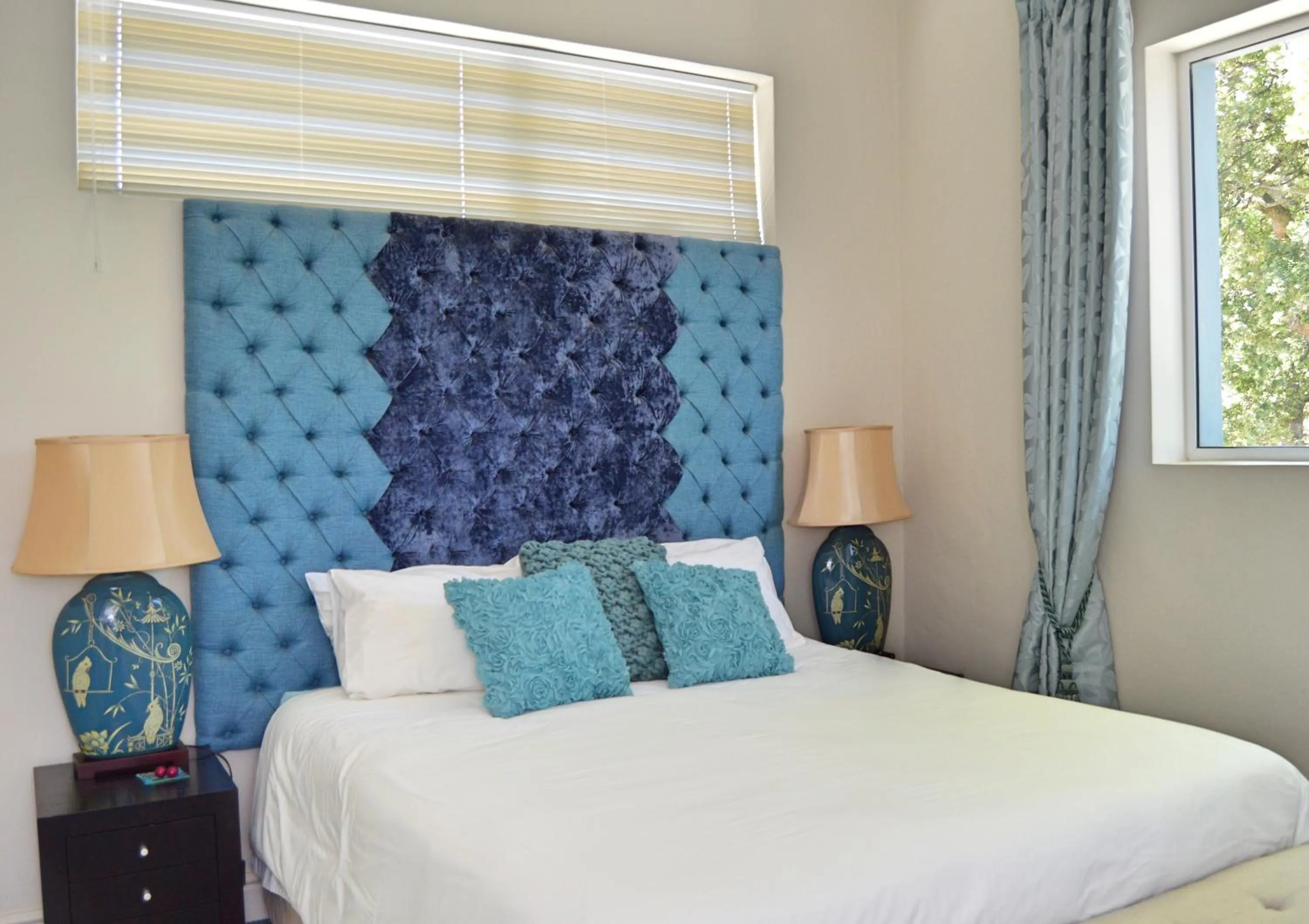 Bedroom, Bed in 1AA Wilhelmina Luxury Suites