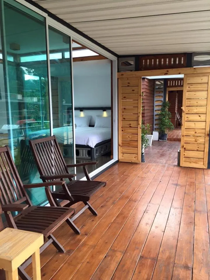 Baan Boom Boxes Eco Friendly Resort