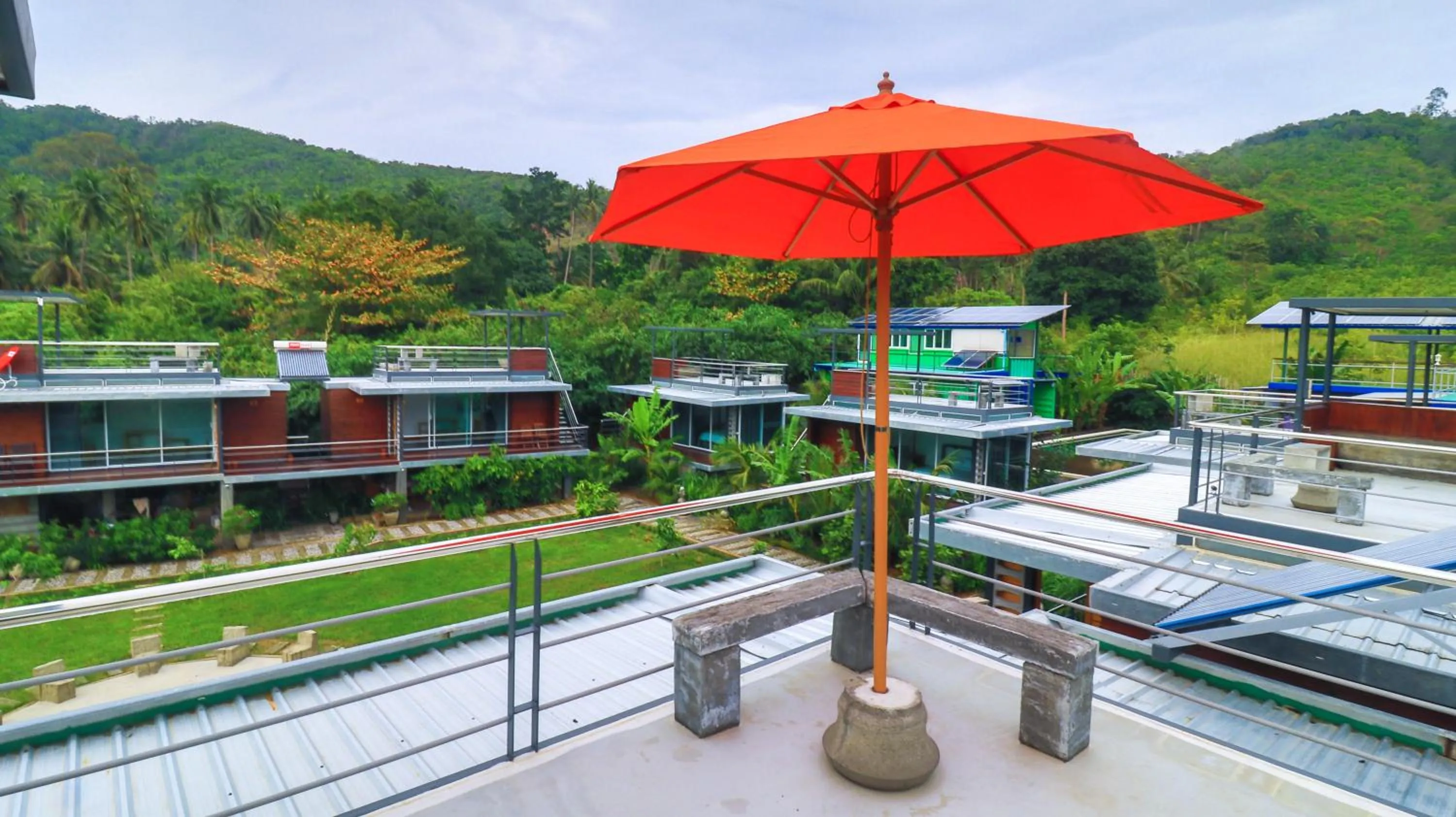 Garden view in Baan Boom Boxes Eco Friendly Resort