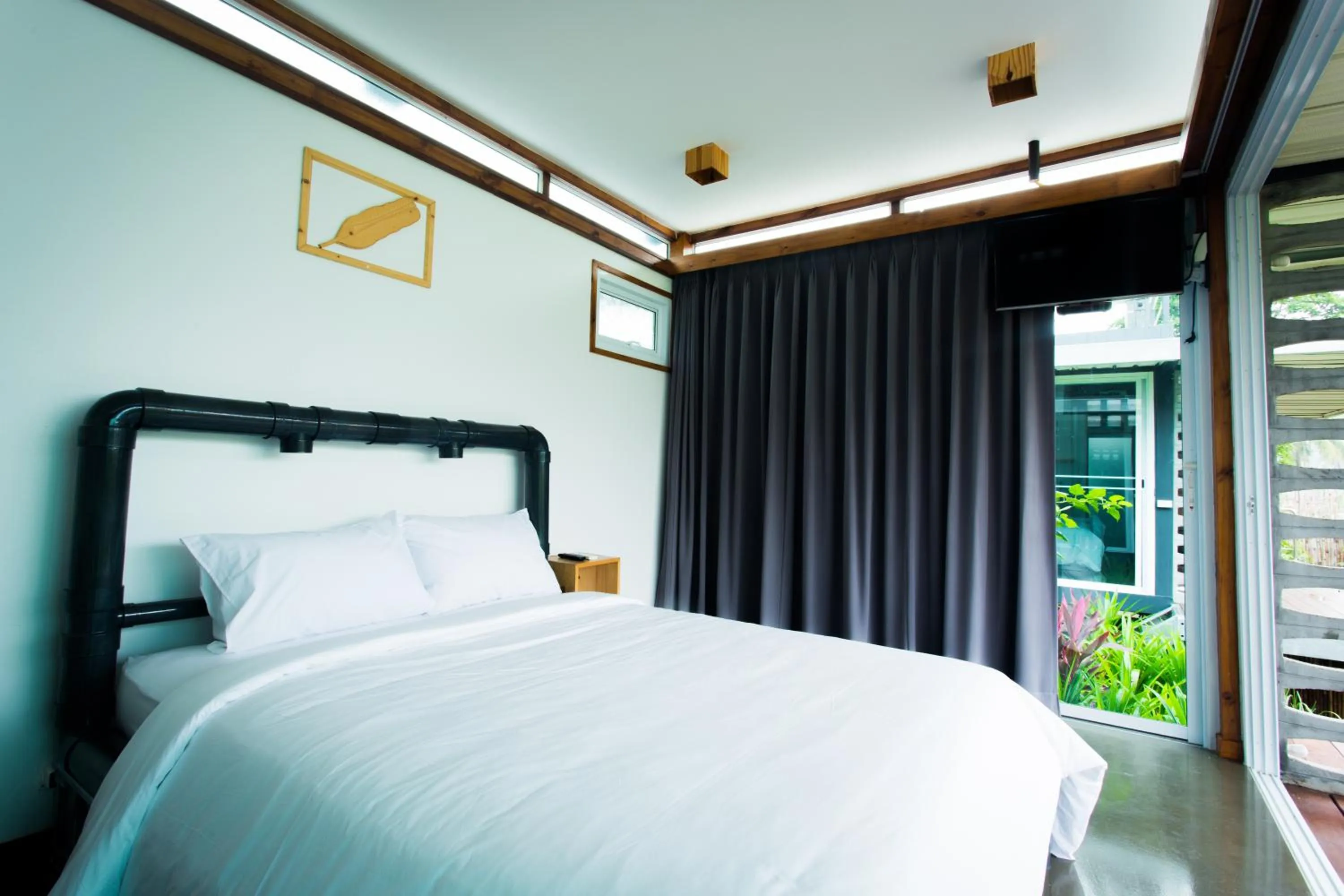 Bedroom, Bed in Baan Boom Boxes Eco Friendly Resort