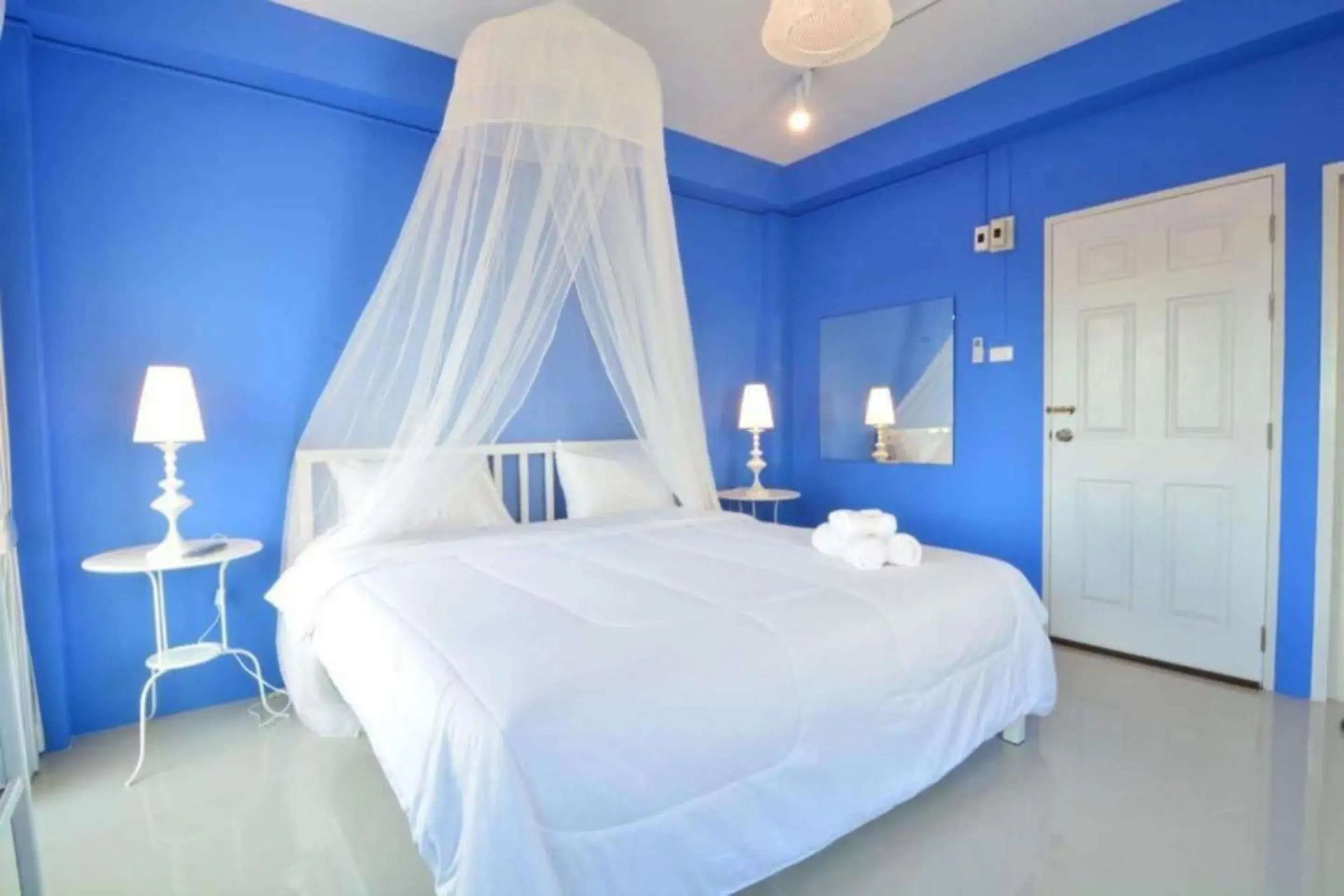 Bed in Day II Hotel Bed in Day II Hotel