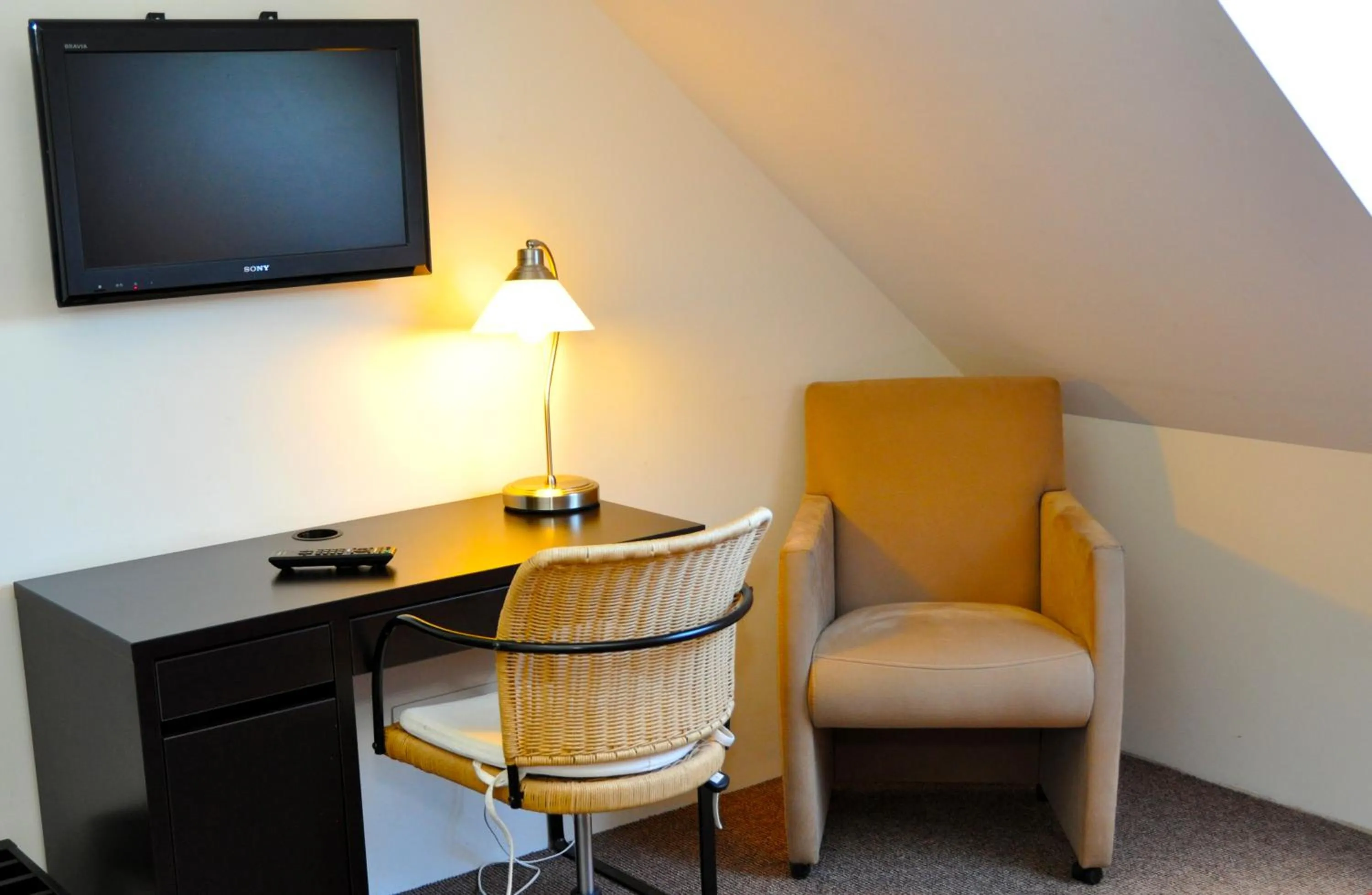 Seating area in Hotel Prins van Oranje
