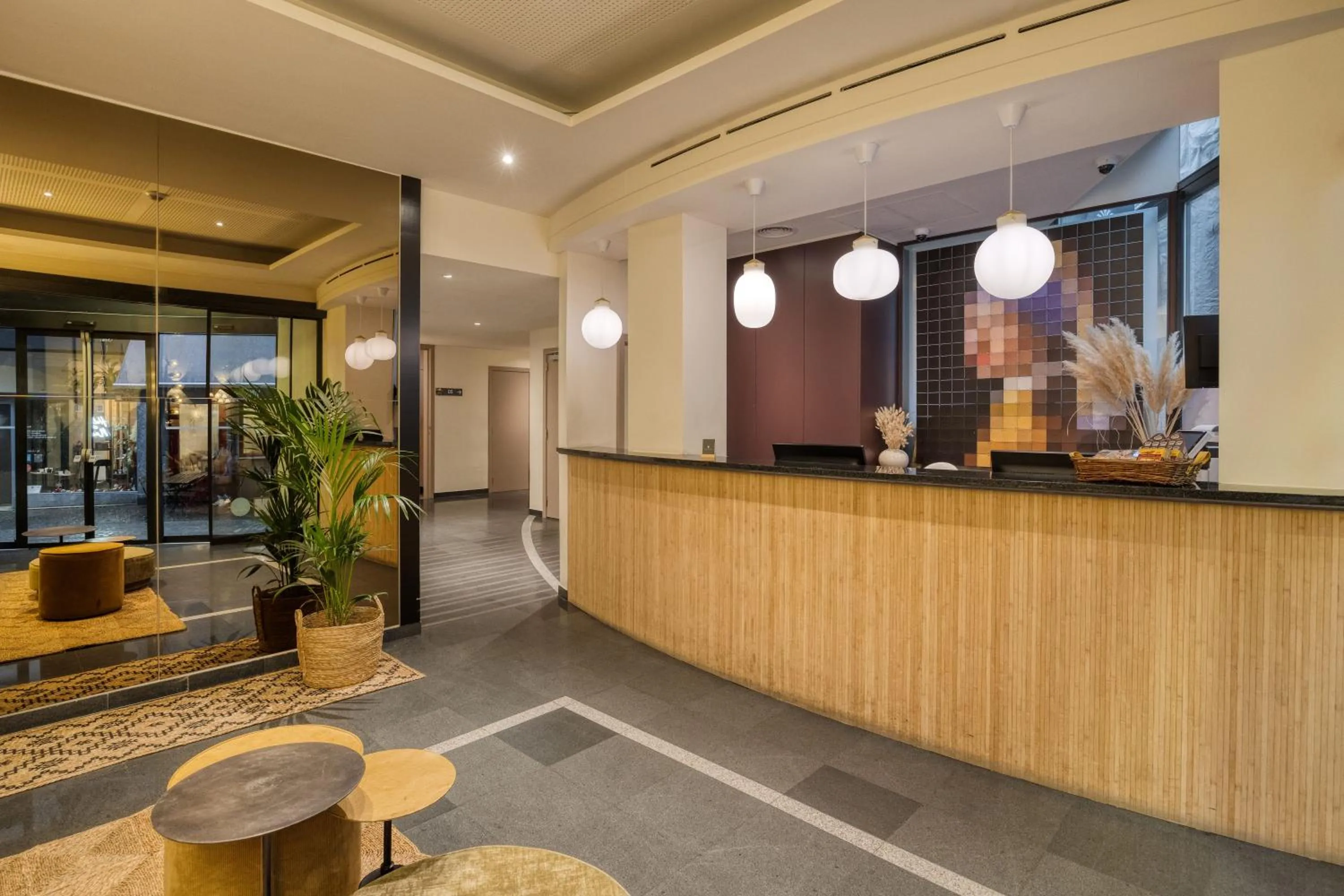 Lobby or reception in ALMA Grand Place Hotel