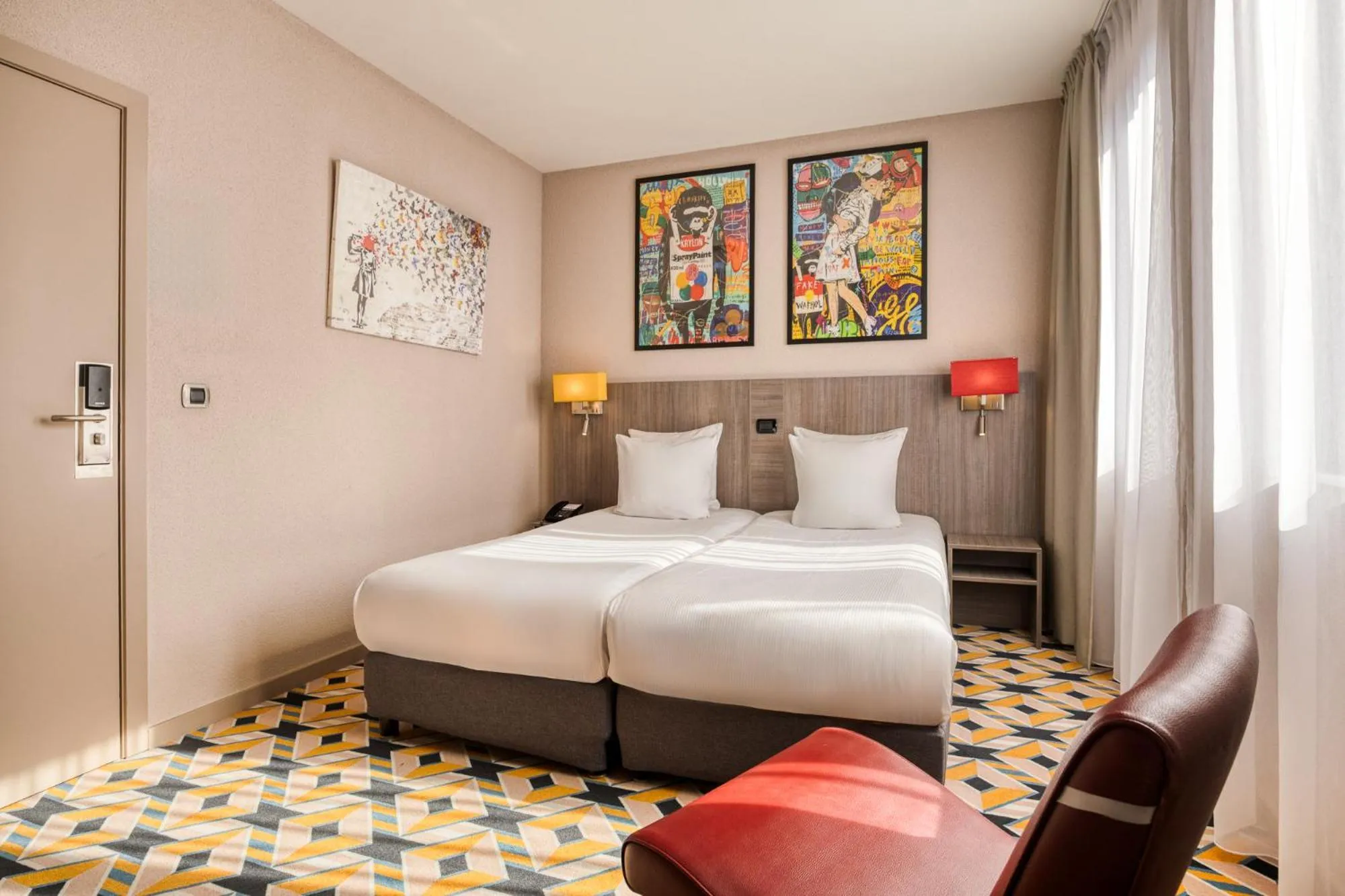 Bedroom, Bed in ALMA Grand Place Hotel