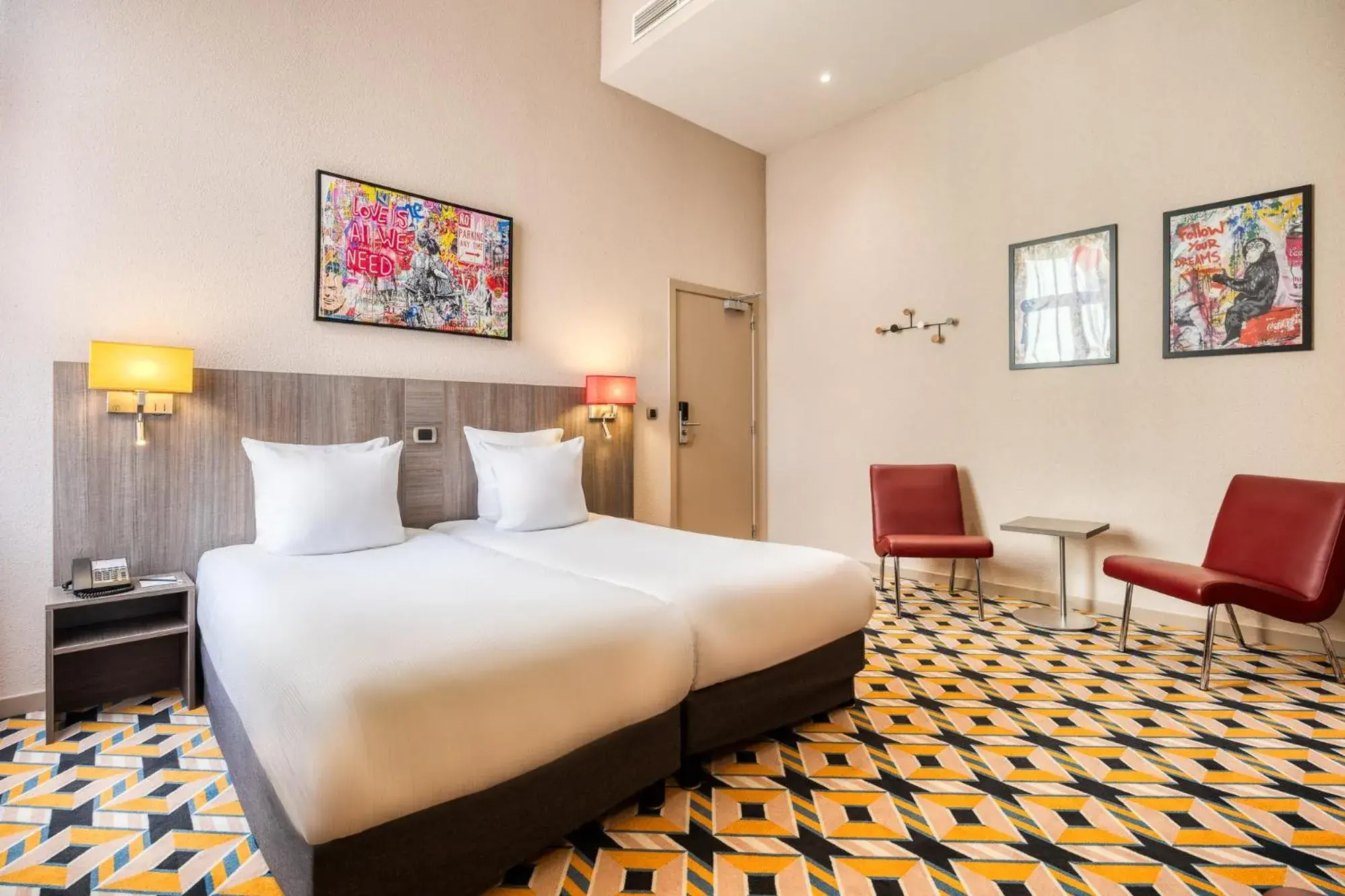 Bedroom, Bed in ALMA Grand Place Hotel Bedroom, Bed in ALMA Grand Place Hotel