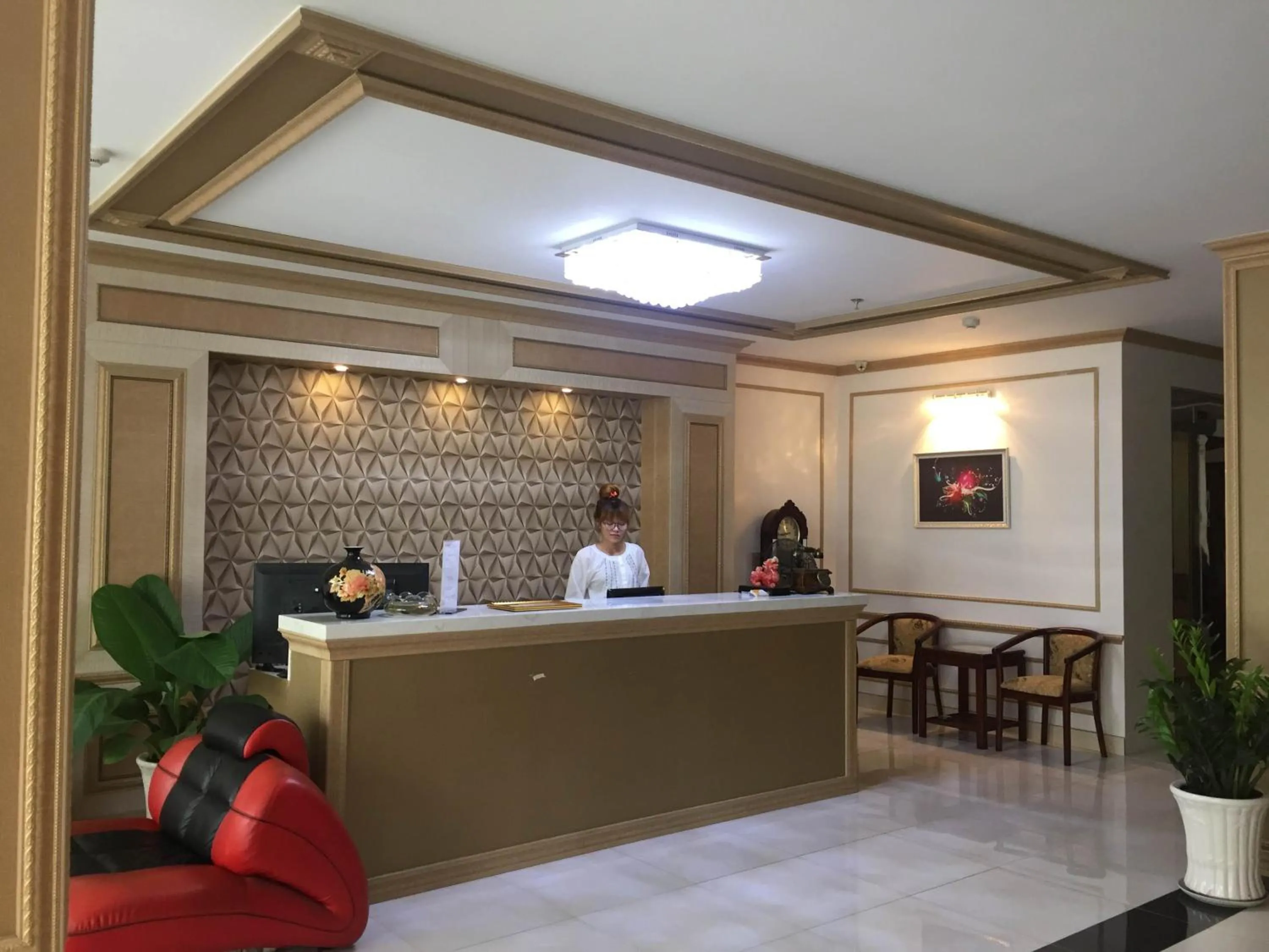 Lobby or reception in Huy Hoang 1 Hotel - Tân Bình