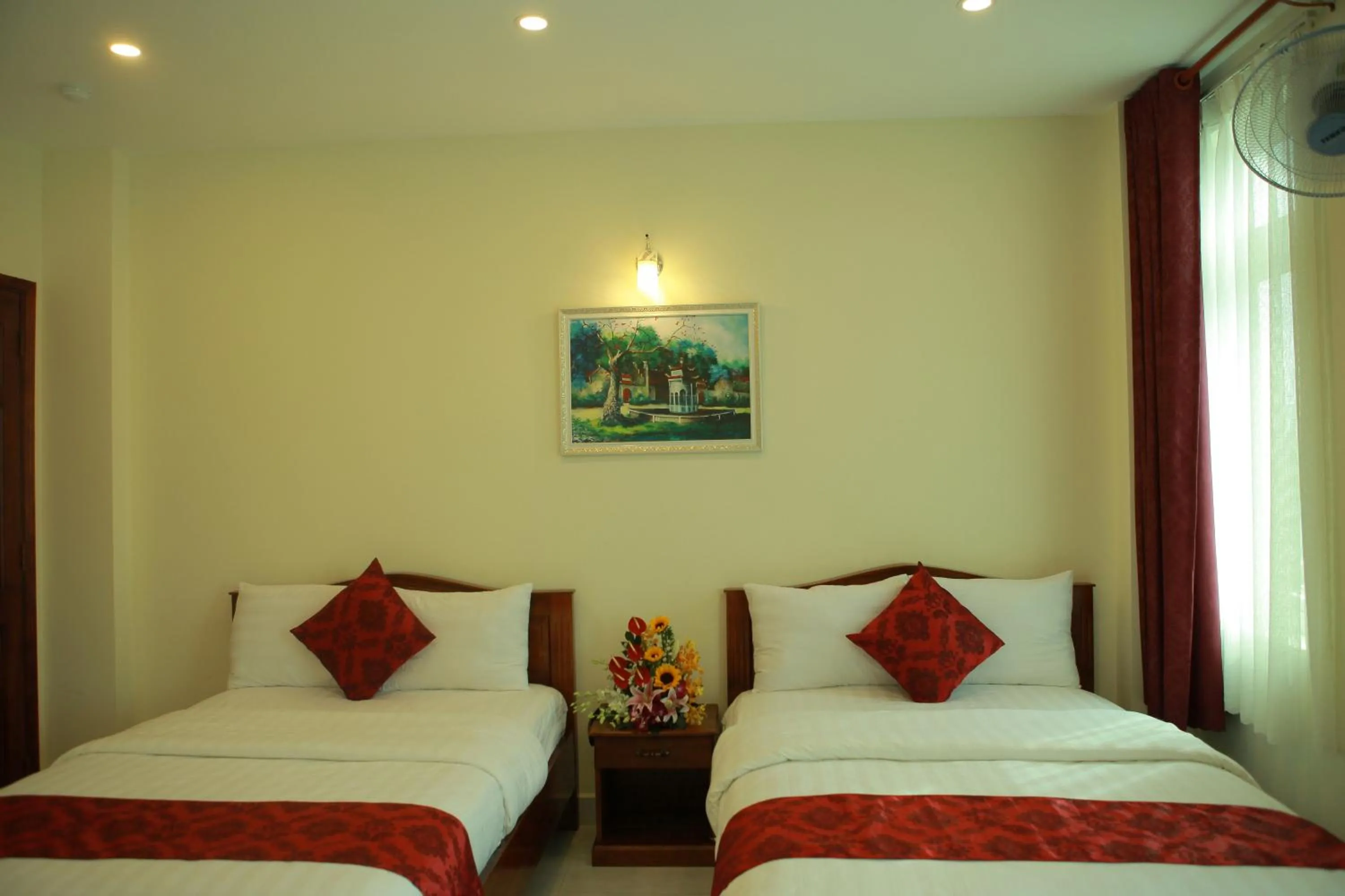 Bedroom, Bed in Huy Hoang 1 Hotel - Tân Bình