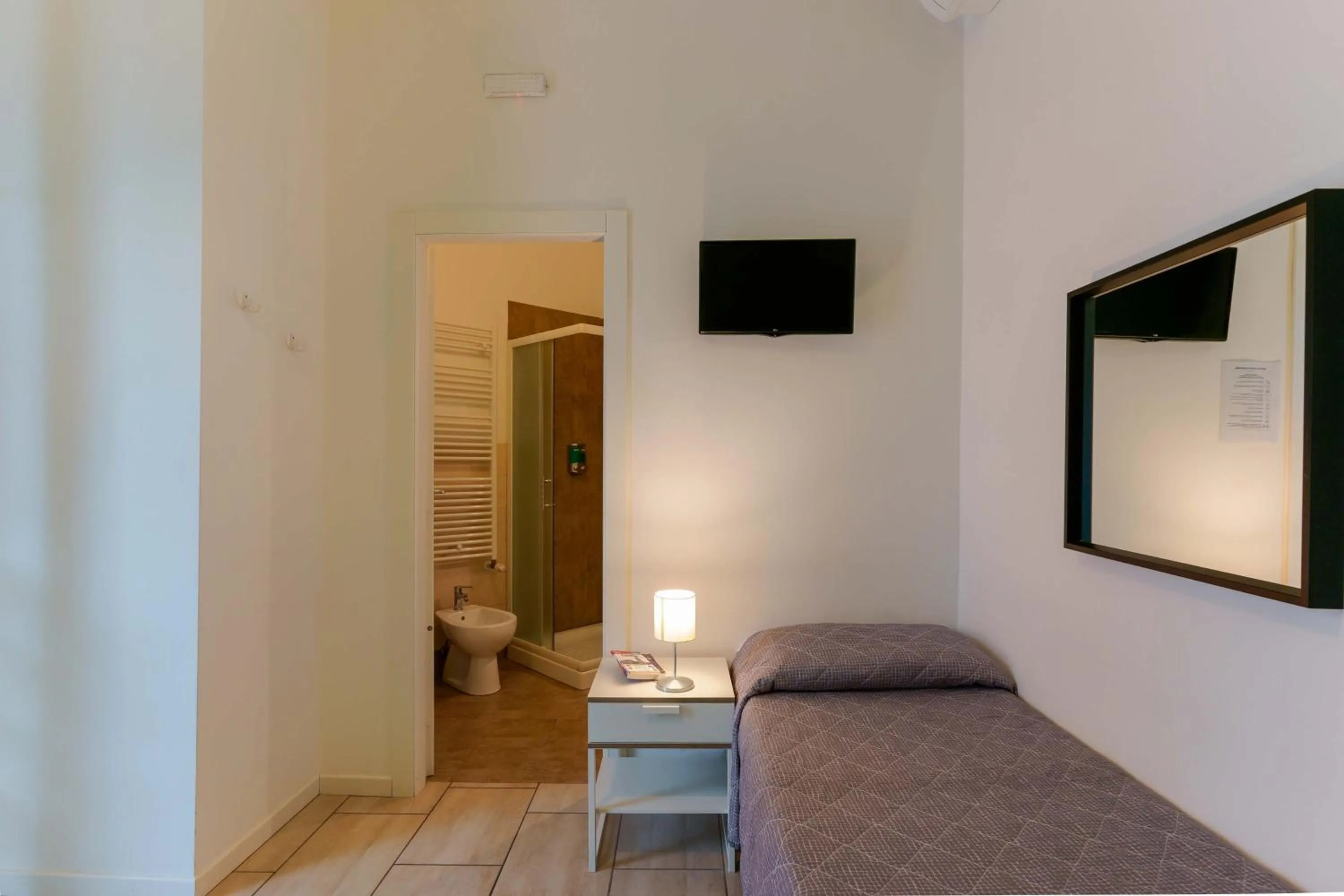 Photo of the whole room, Bed in B&B Bentivogli