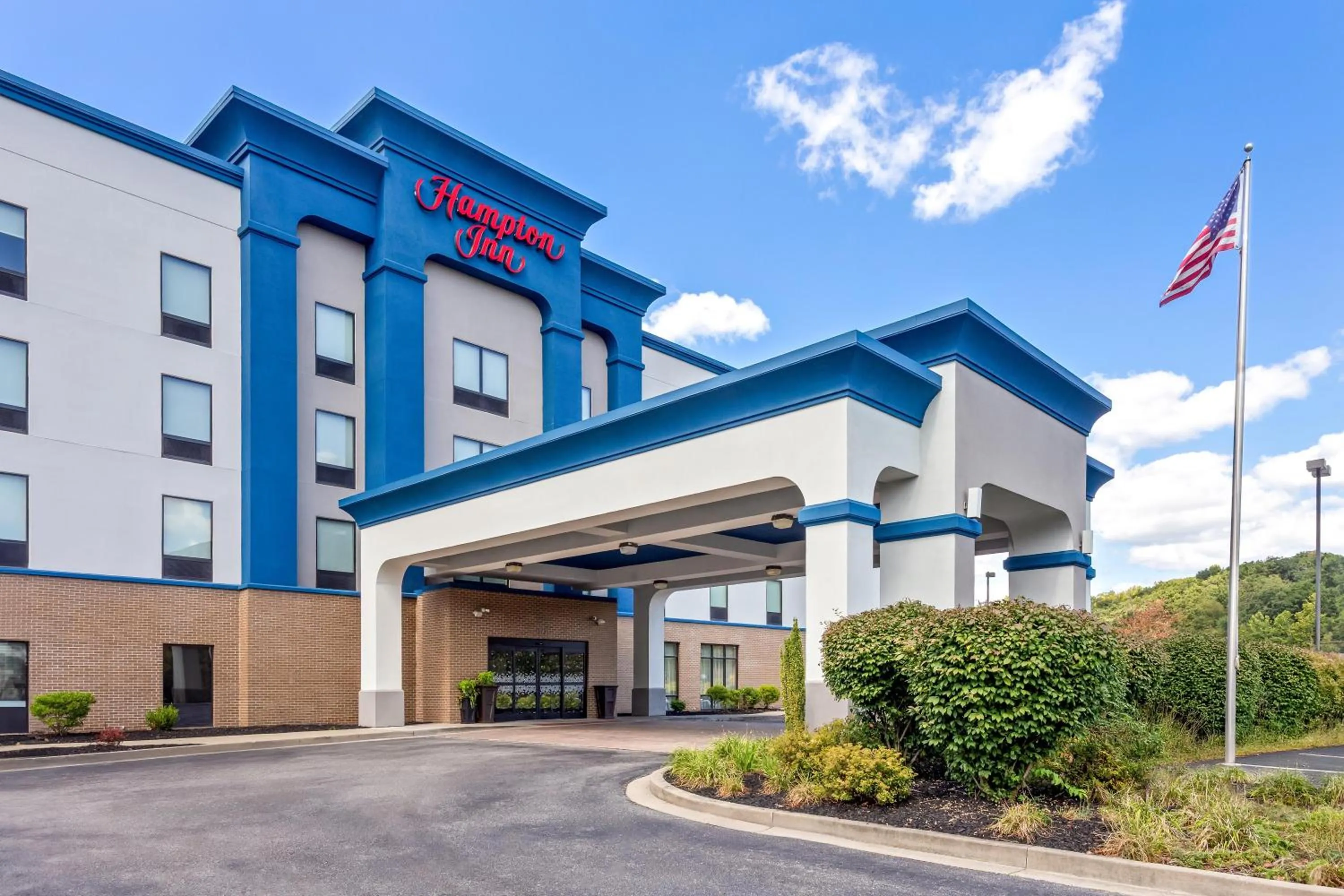 Property building in Hampton Inn University Area, Huntington, Wv