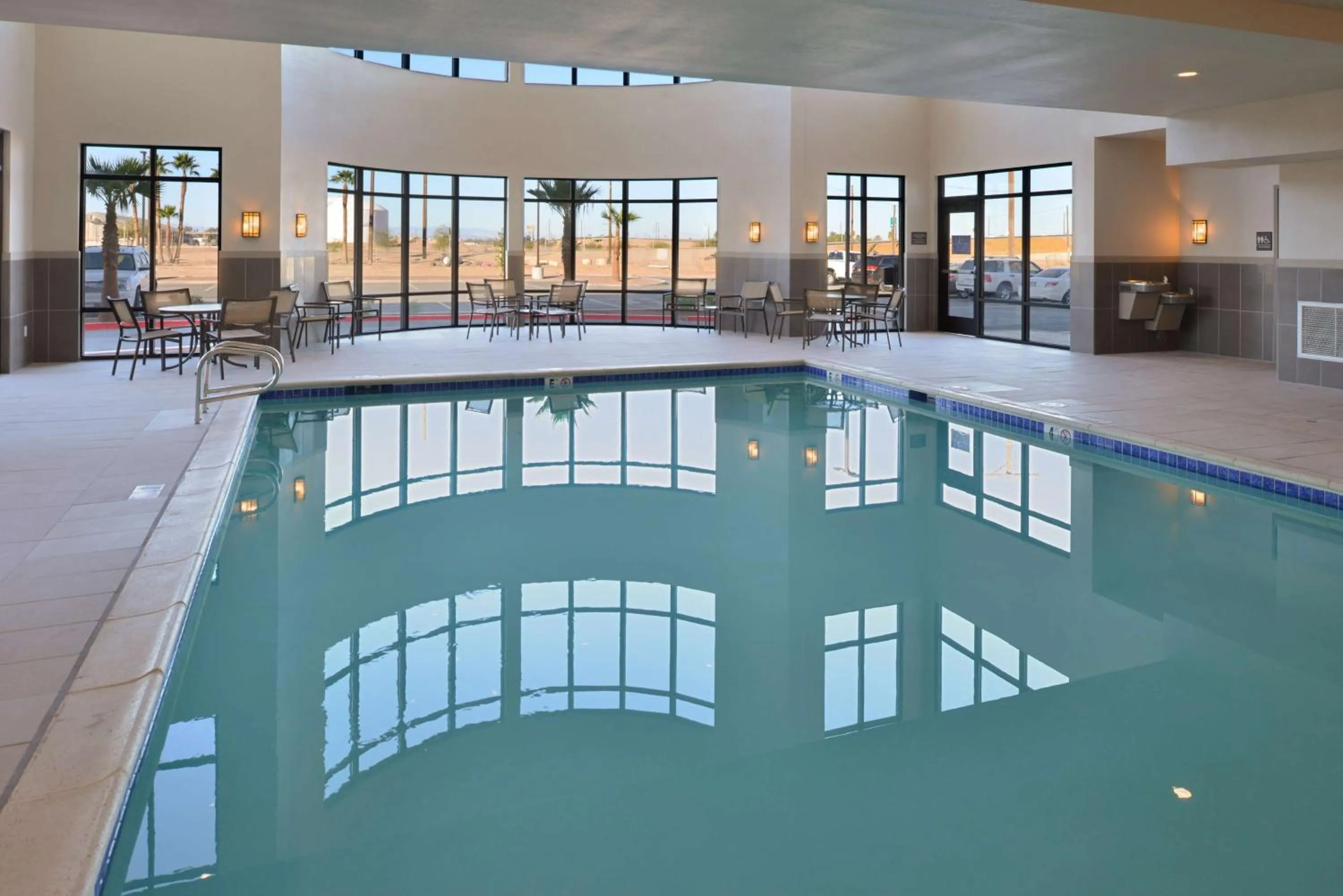 Pool view in Hampton Inn El Centro