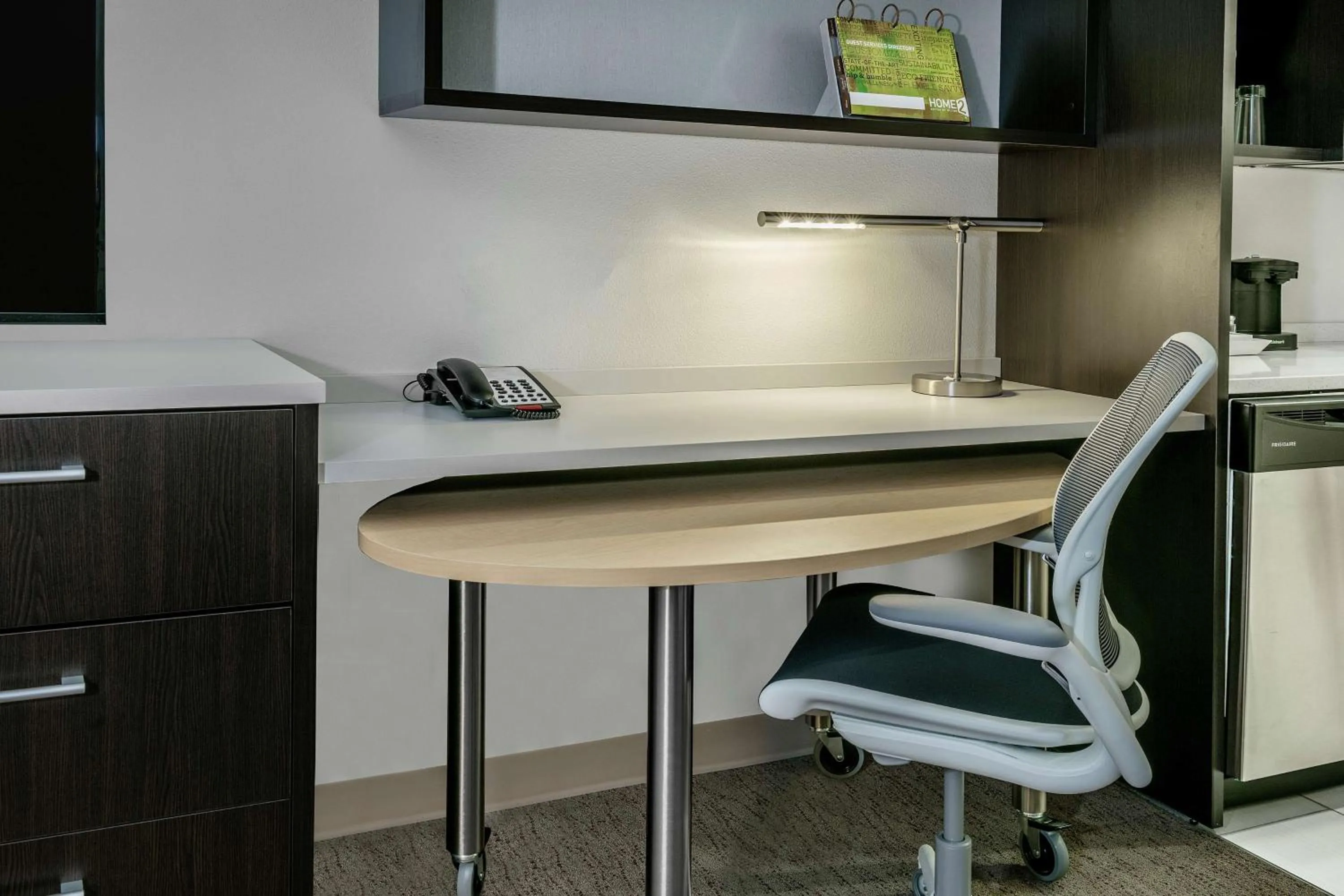 Bedroom in Home2 Suites By Hilton Austin Airport