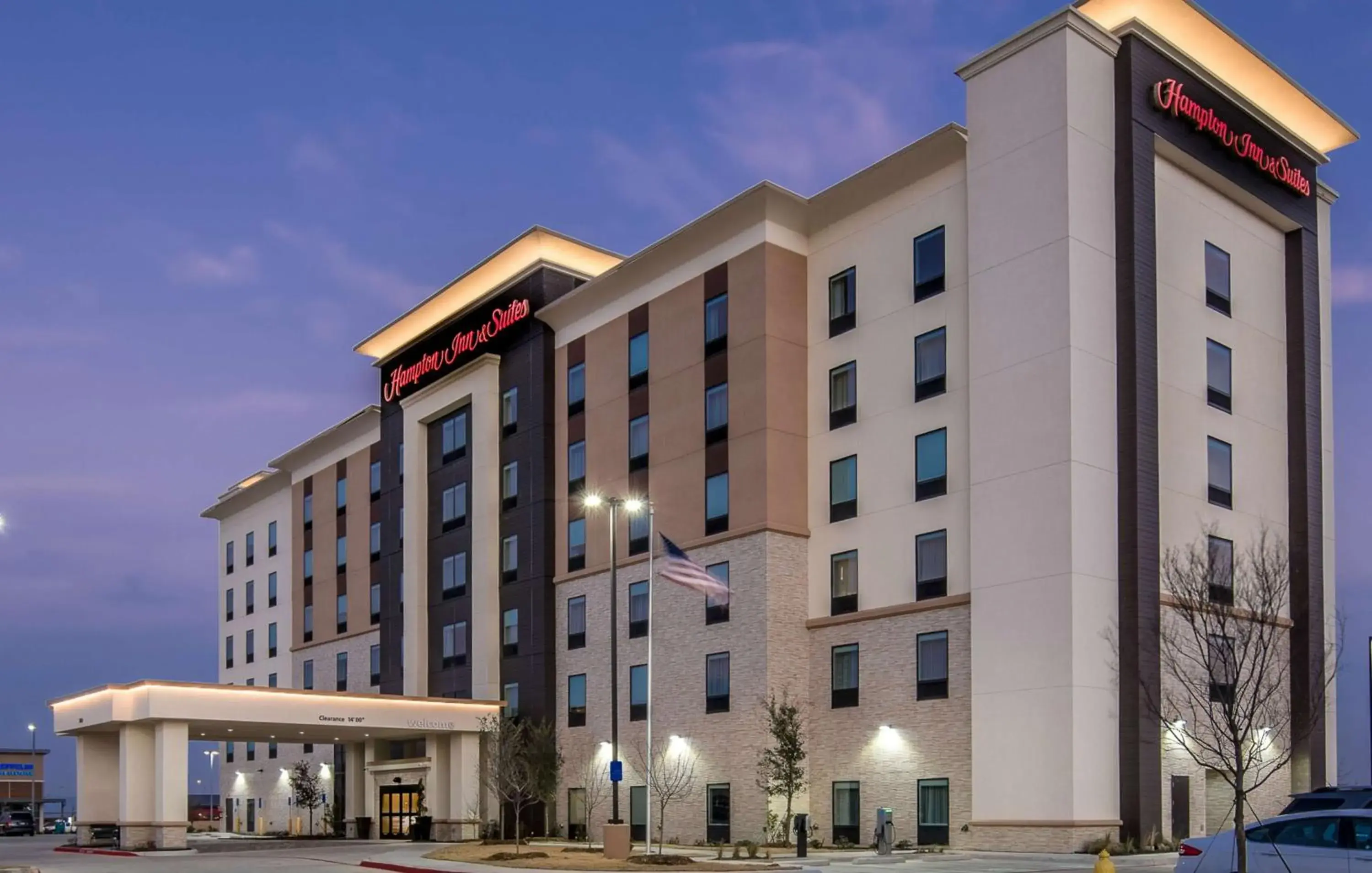 Property building in Hampton Inn & Suites Dallas-The Colony Property building in Hampton Inn & Suites Dallas-The Colony