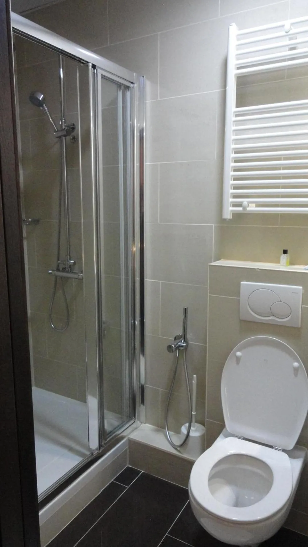 Bathroom in Hotel L'auberge Du Souverain