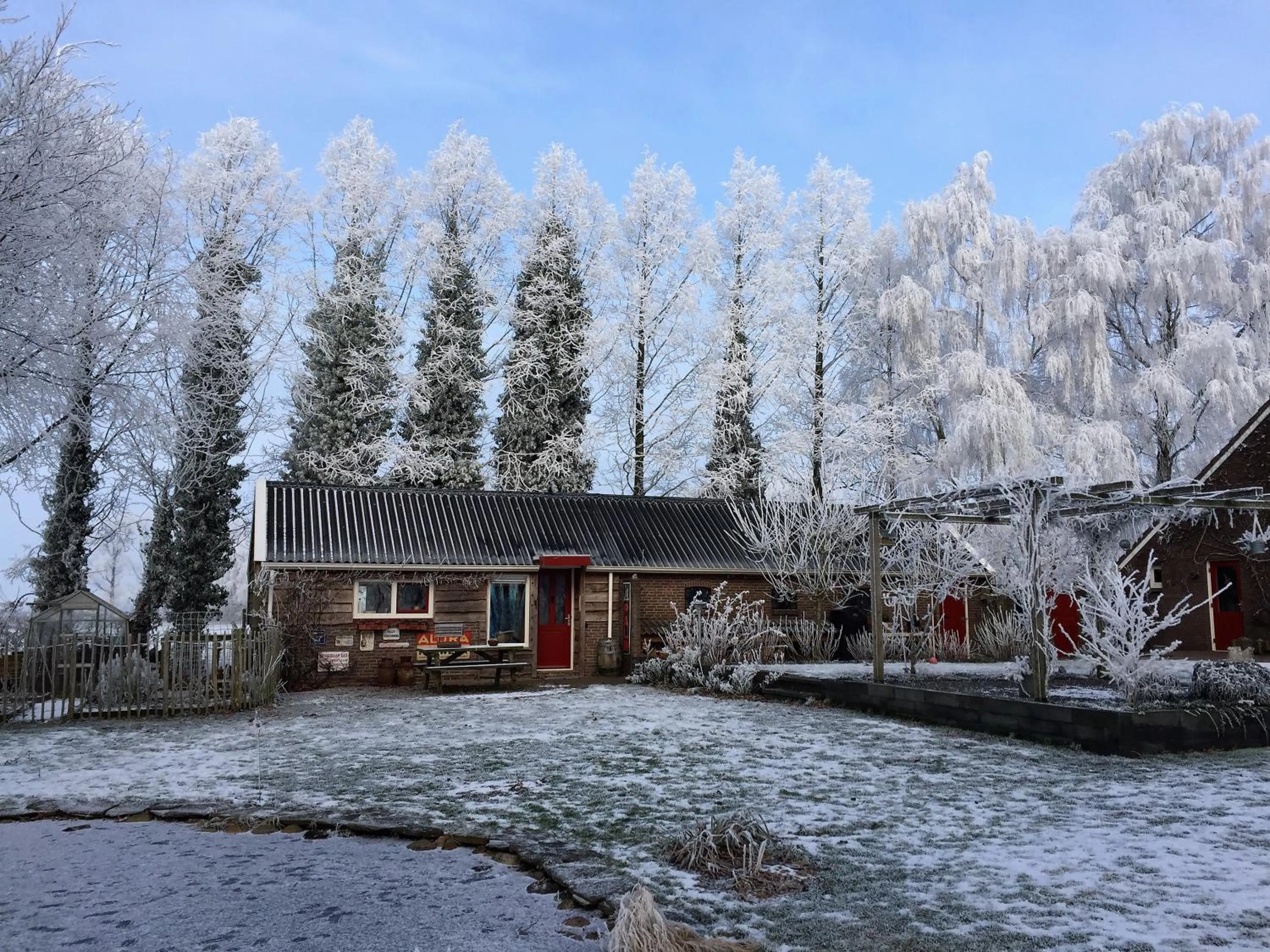 Facade/entrance in De Porrepoele