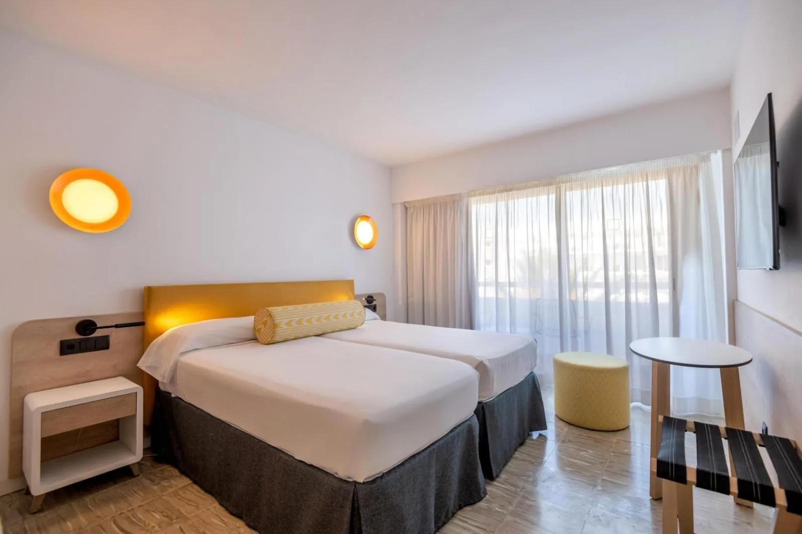 Bedroom, Bed in Hotel Foners