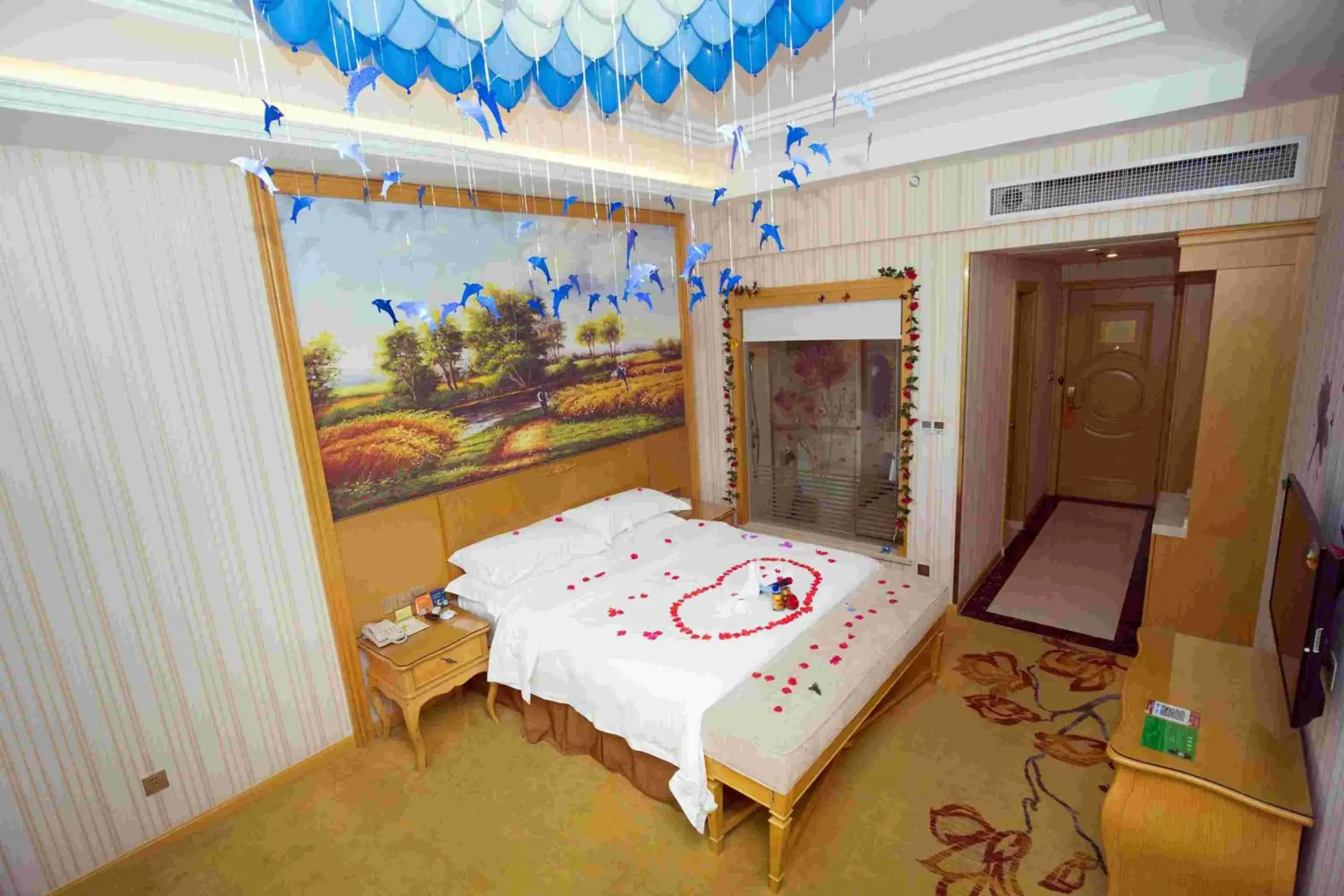 Bed in Vienna International Hotel Shanghai Malu Station Bed in Vienna International Hotel Shanghai Malu Station