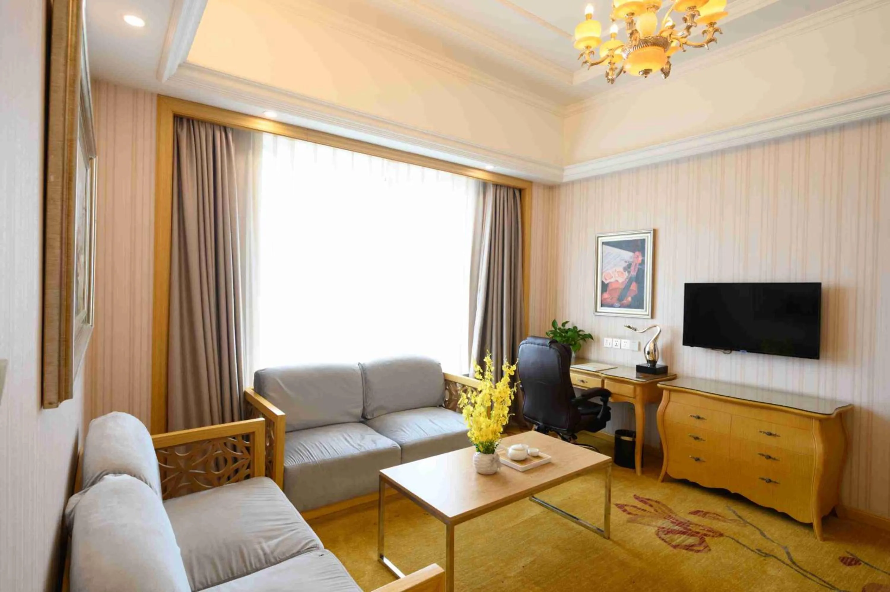 Vienna International Hotel Shanghai Malu Station