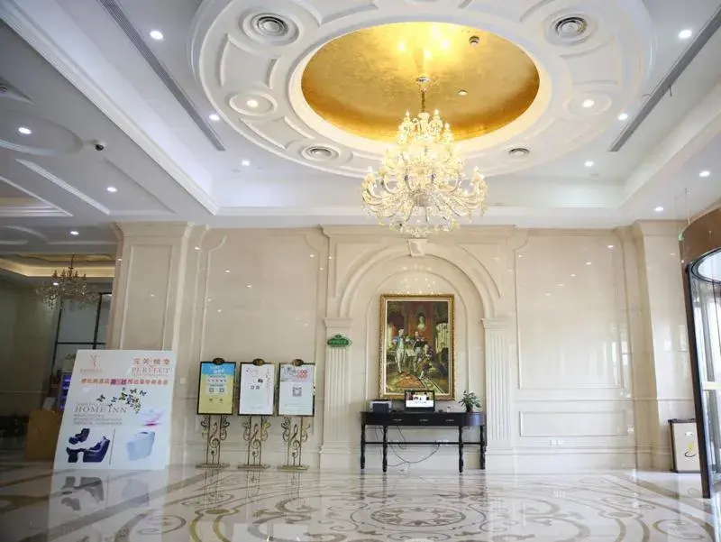 Lobby/Reception in Vienna International Hotel Shanghai Pujiang