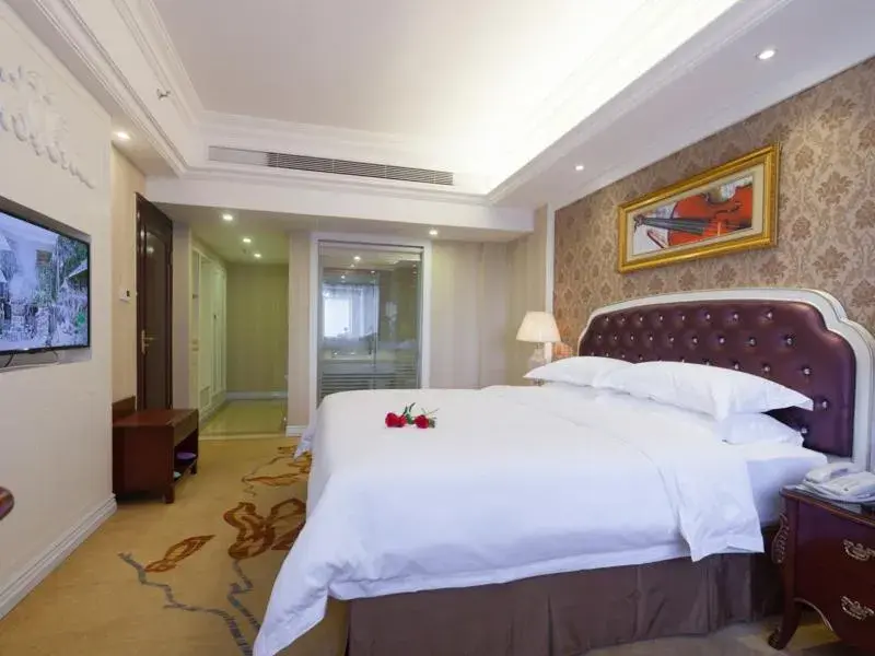 Bed in Vienna International Hotel Nanning Zoo Bed in Vienna International Hotel Nanning Zoo