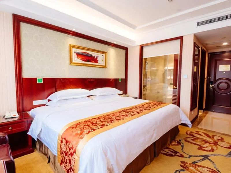 Vienna Hotel Shanghai Wild Animal Park