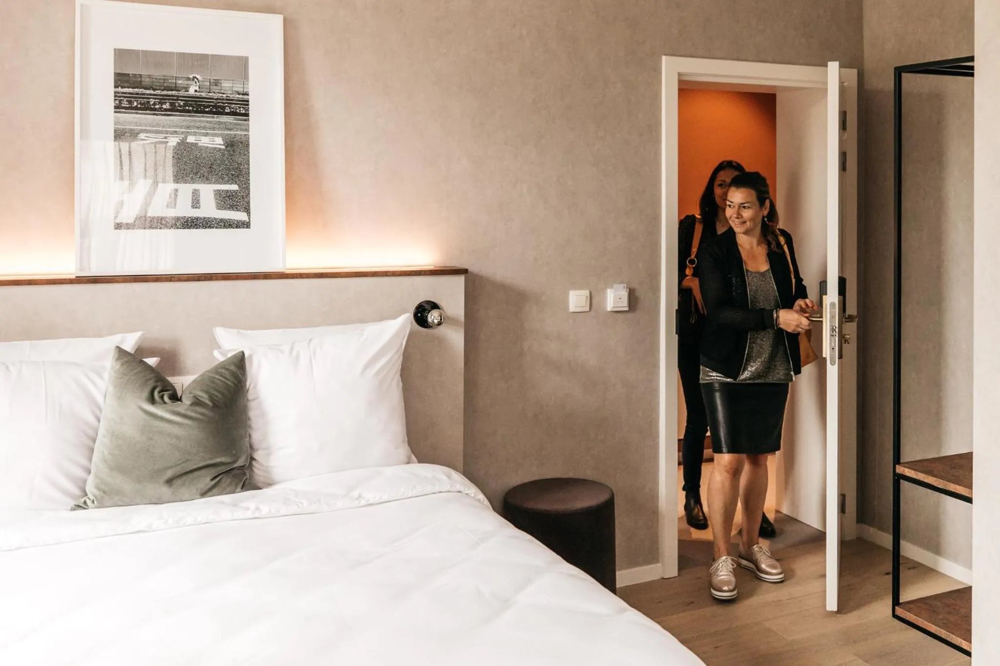 Decorative detail, Bed in Monsieur Maurice