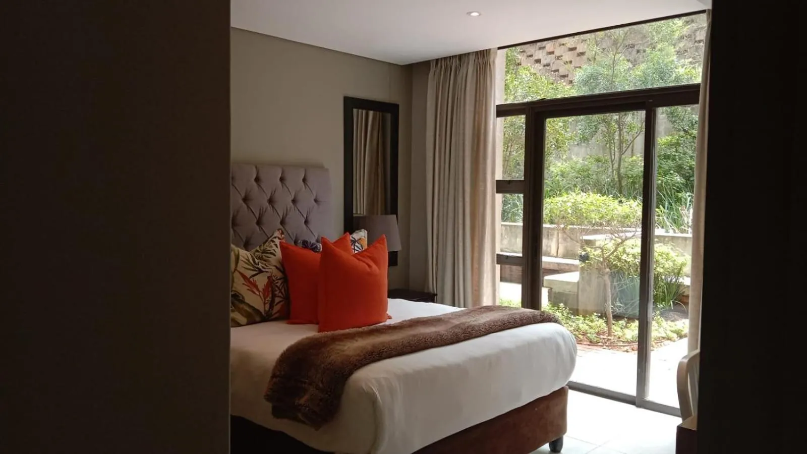 Bedroom, Bed in Zimbali Suites 223