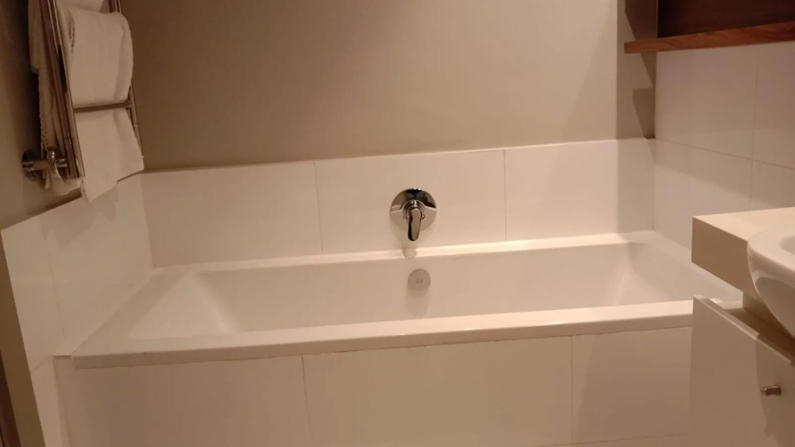 Bath in Zimbali Suites 223