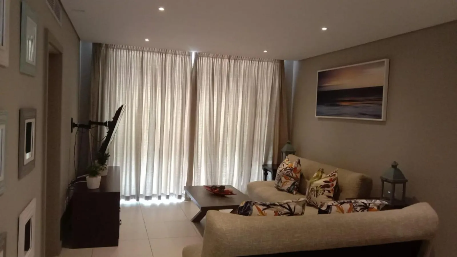 Living room, Bed in Zimbali Suites 223