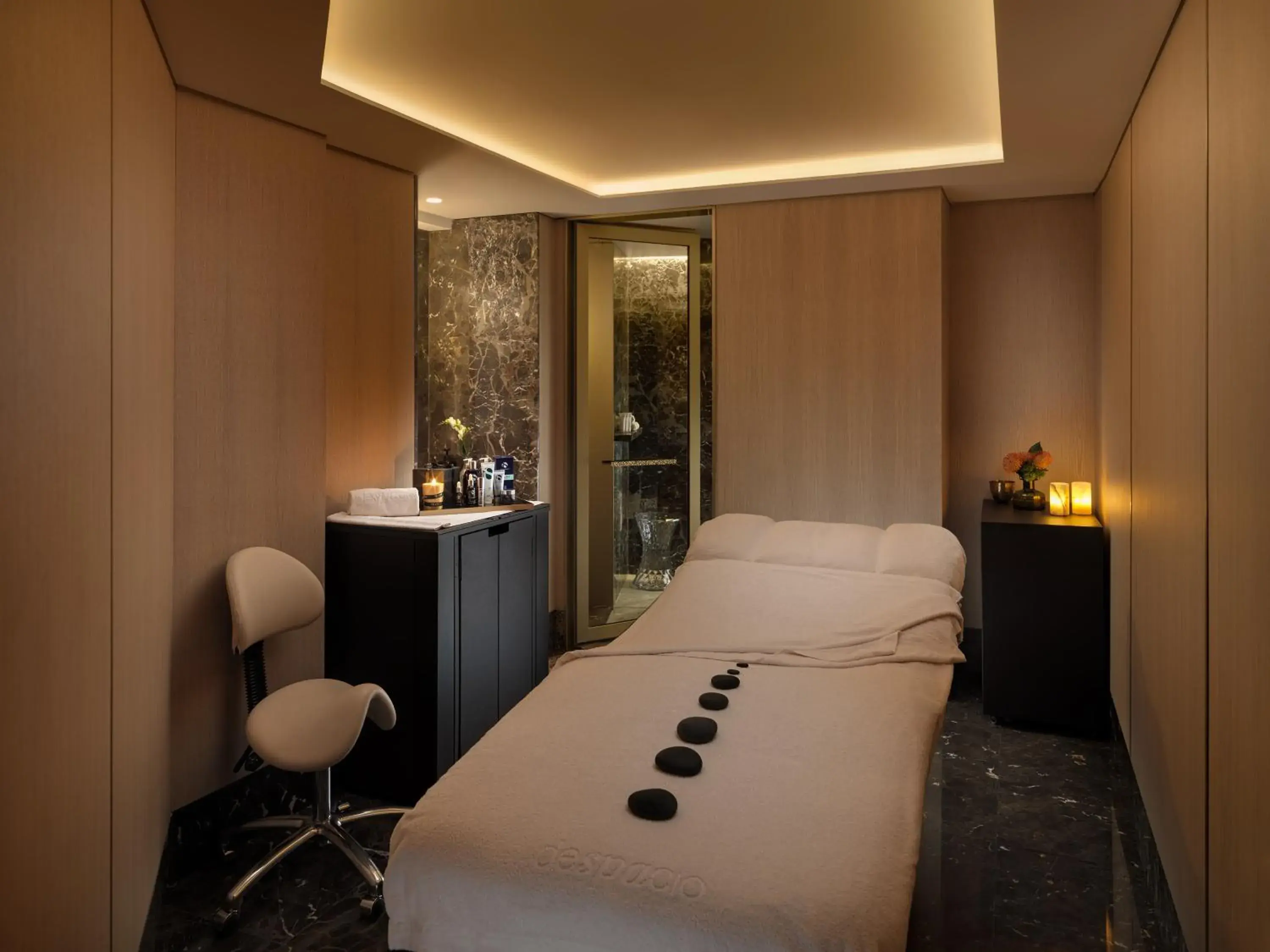 Spa and wellness centre/facilities in The One Barcelona GL Spa and wellness centre/facilities in The One Barcelona GL