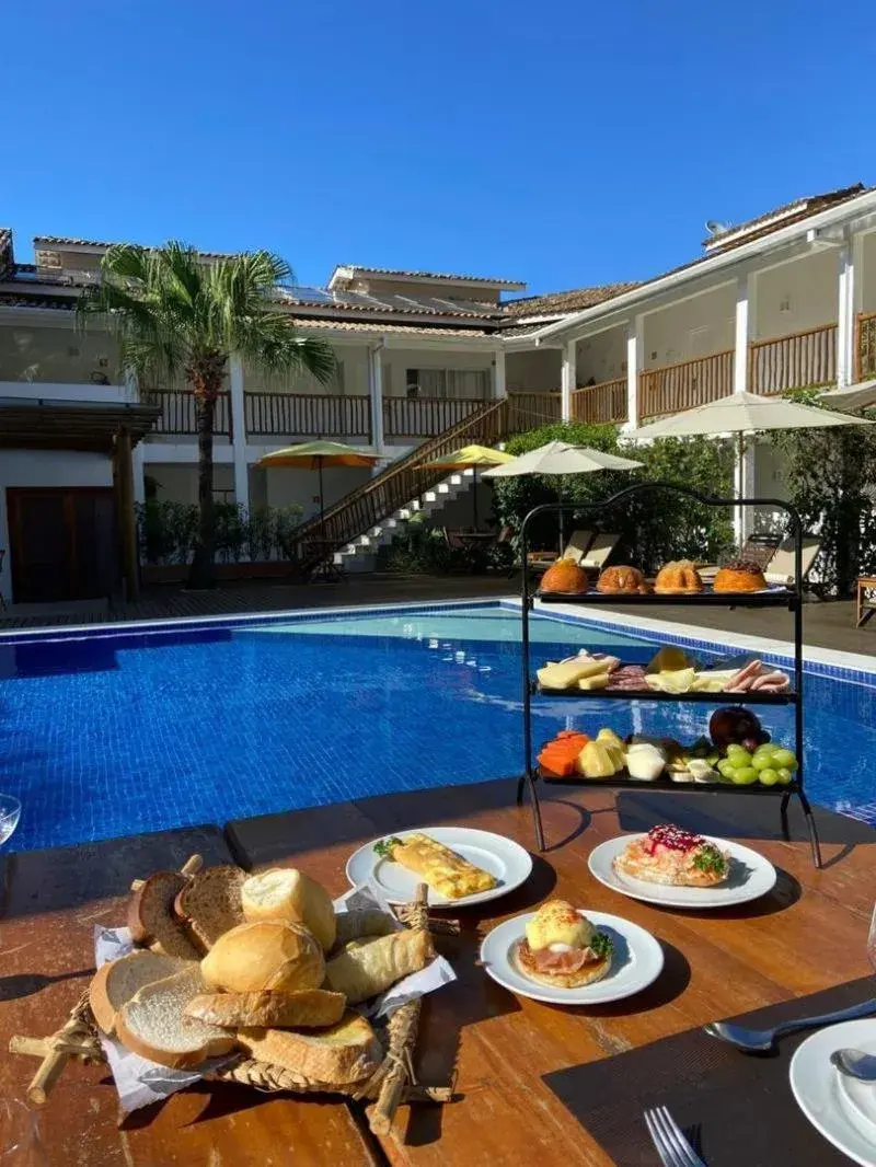 Breakfast in Hotel Maui Maresias Breakfast in Hotel Maui Maresias