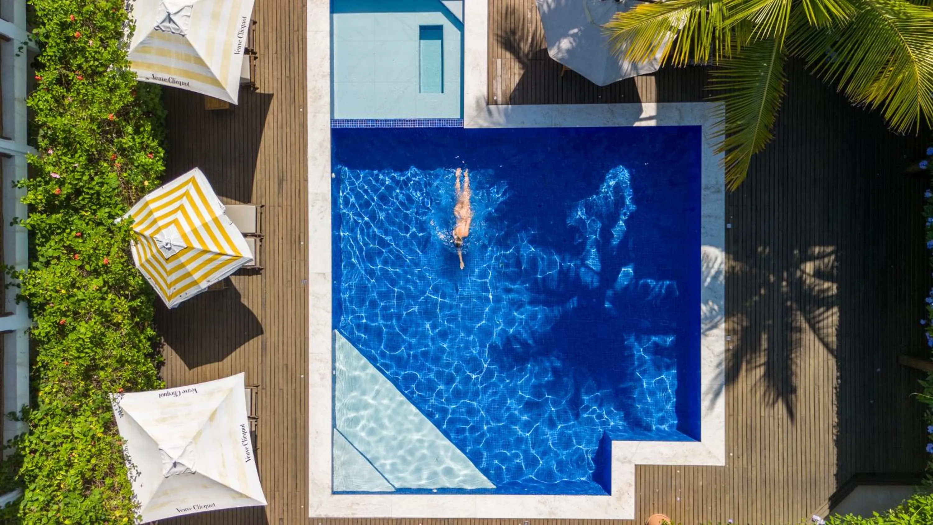 Pool view in Hotel Maui Maresias