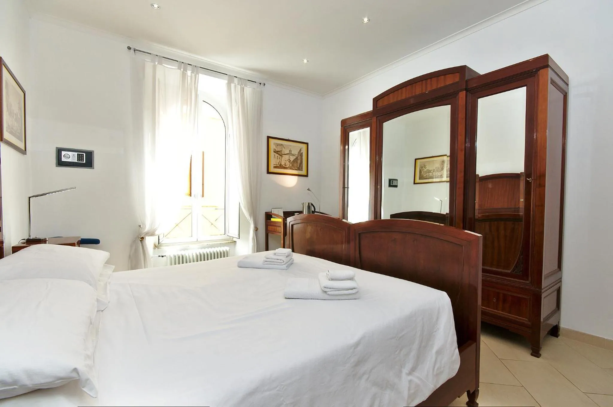 Bed in Roma Borgo91