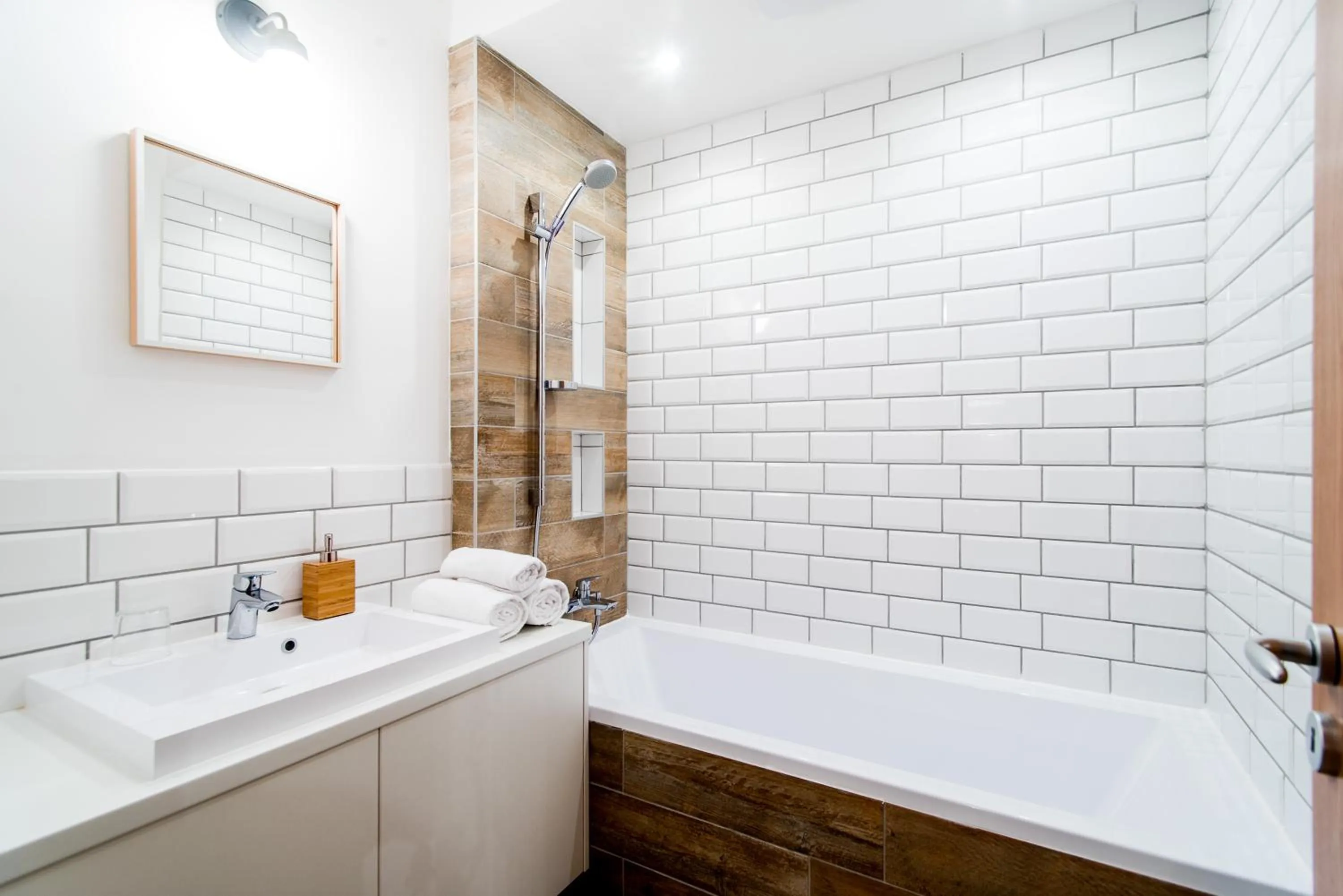 Bathroom in Vagabond Corvin