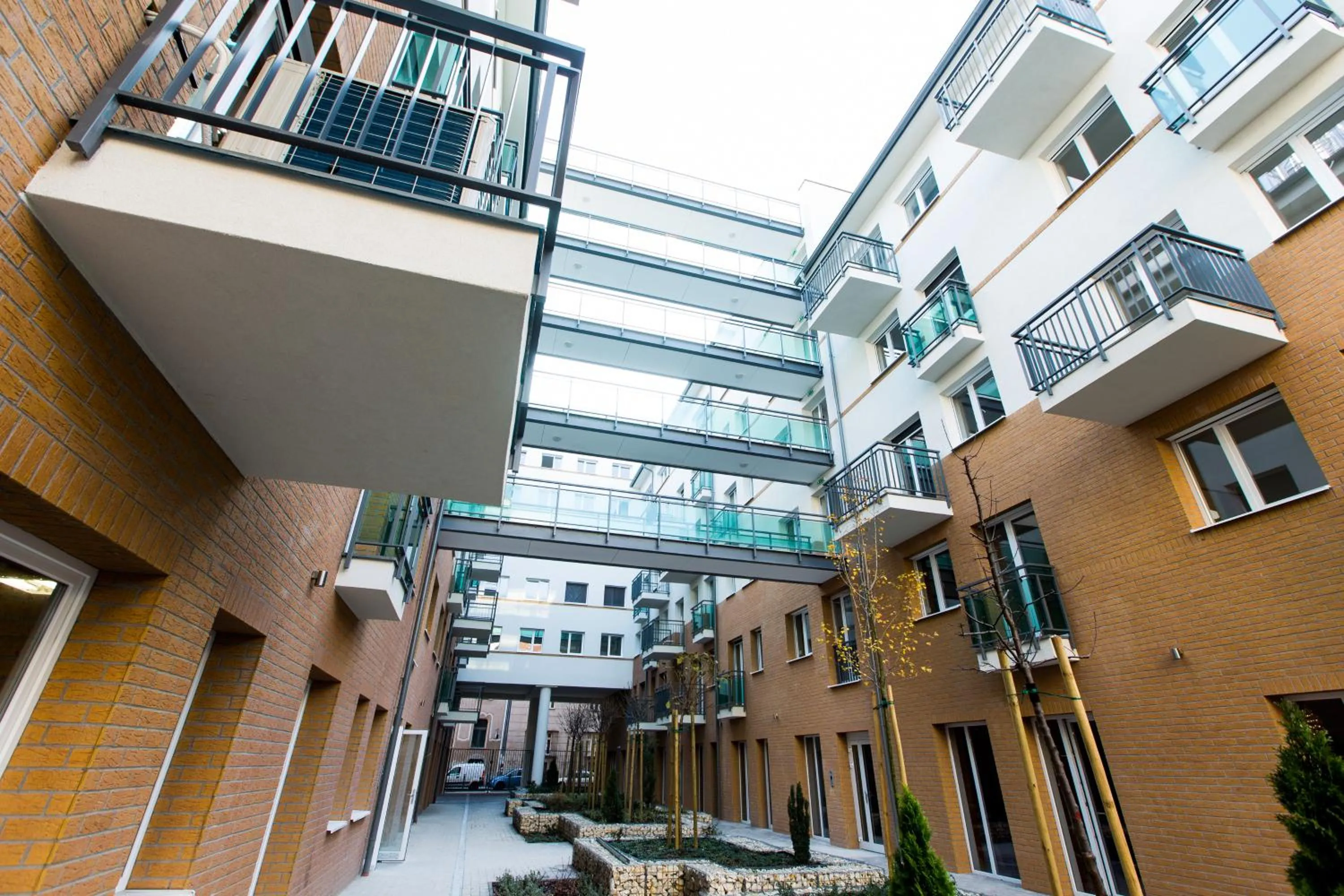 Facade/entrance in Vagabond Corvin