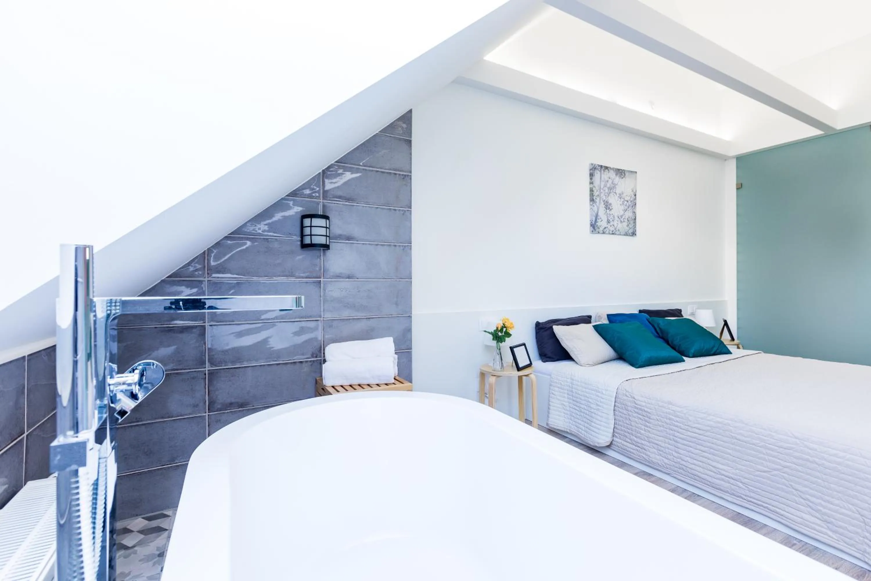 Bedroom, Bed in Vagabond Corvin