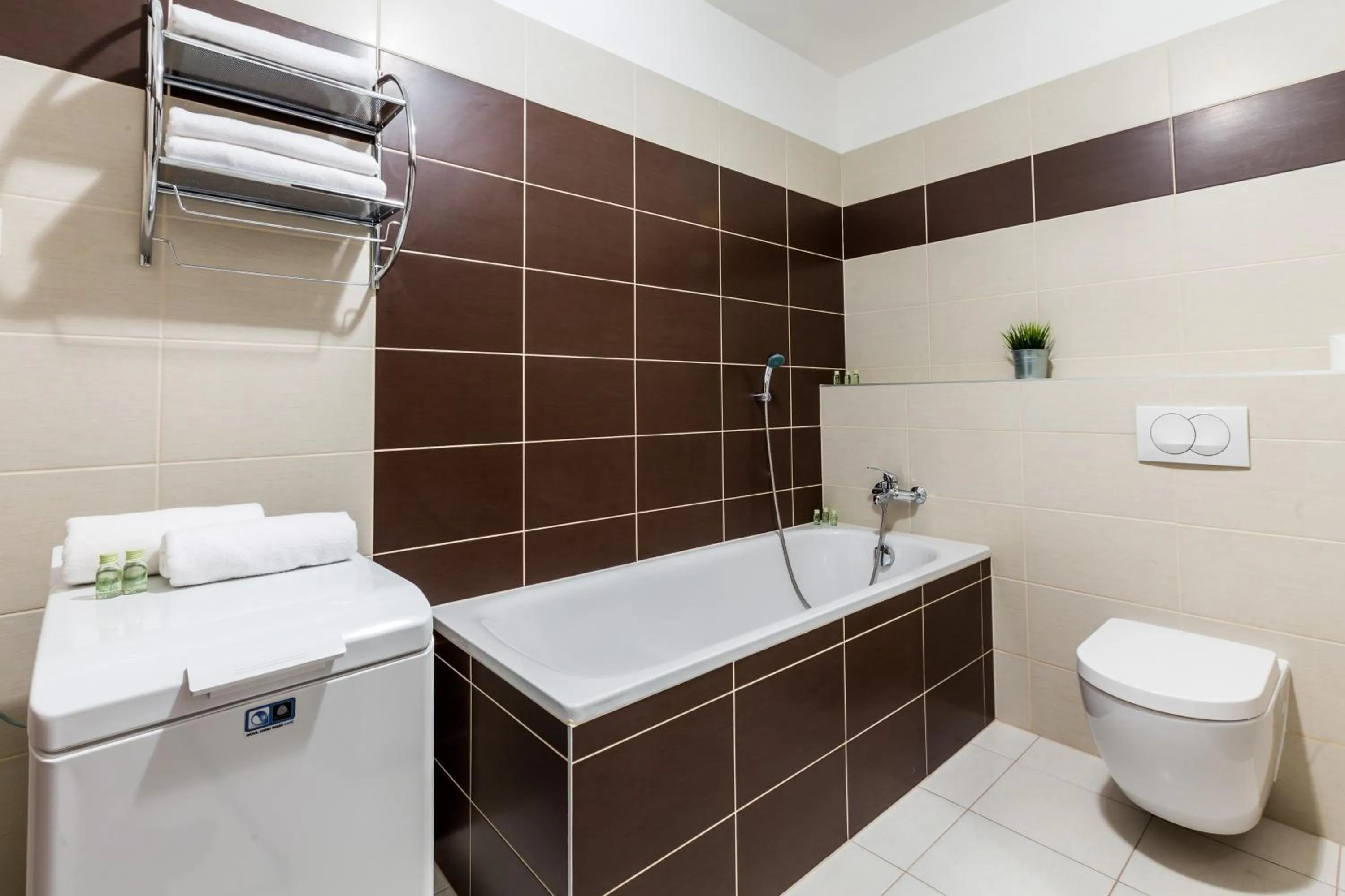 Bathroom in Vagabond Corvin