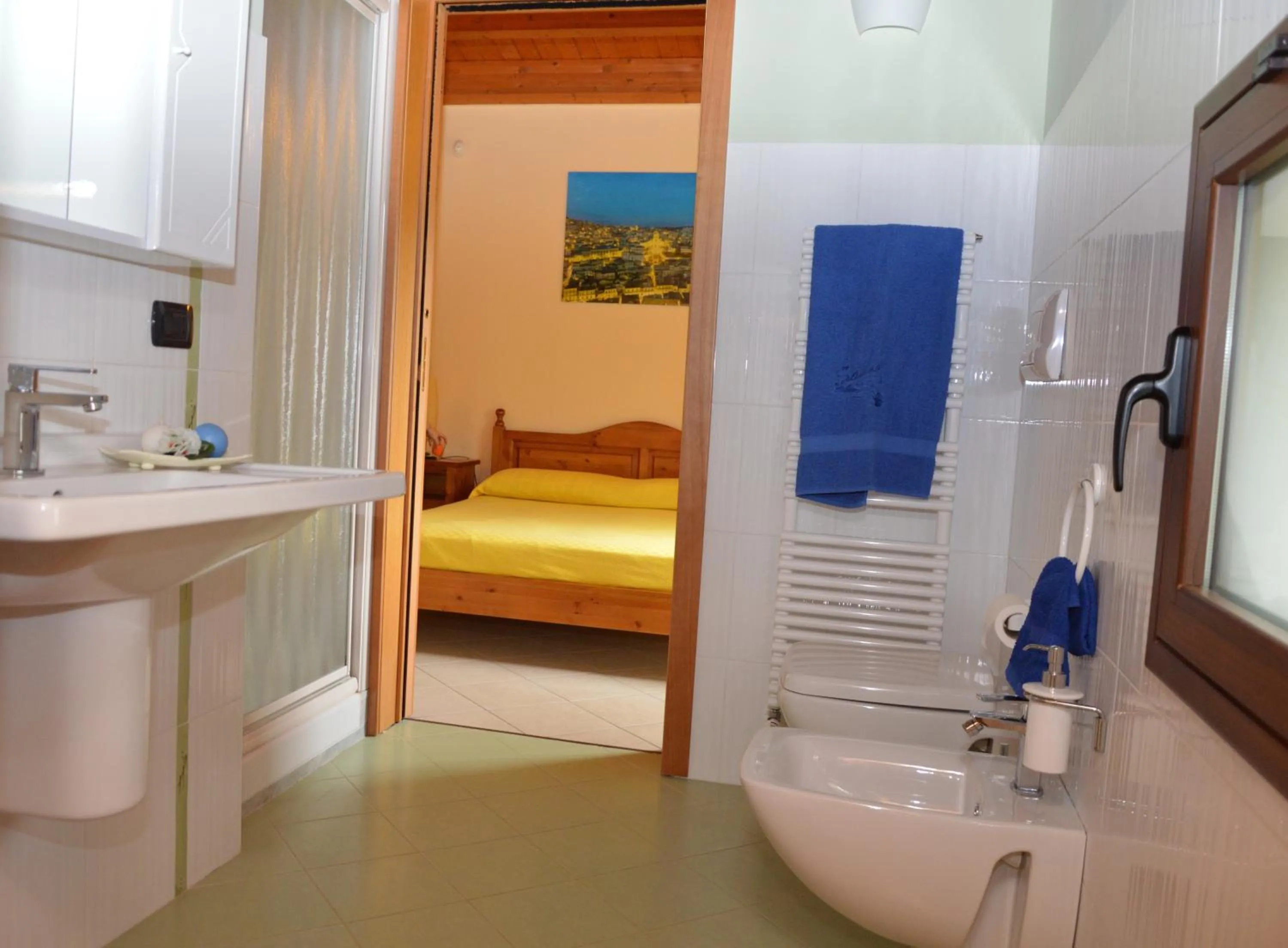 Toilet, Bed in Villa Giulia - Sicilian Luxury Garden