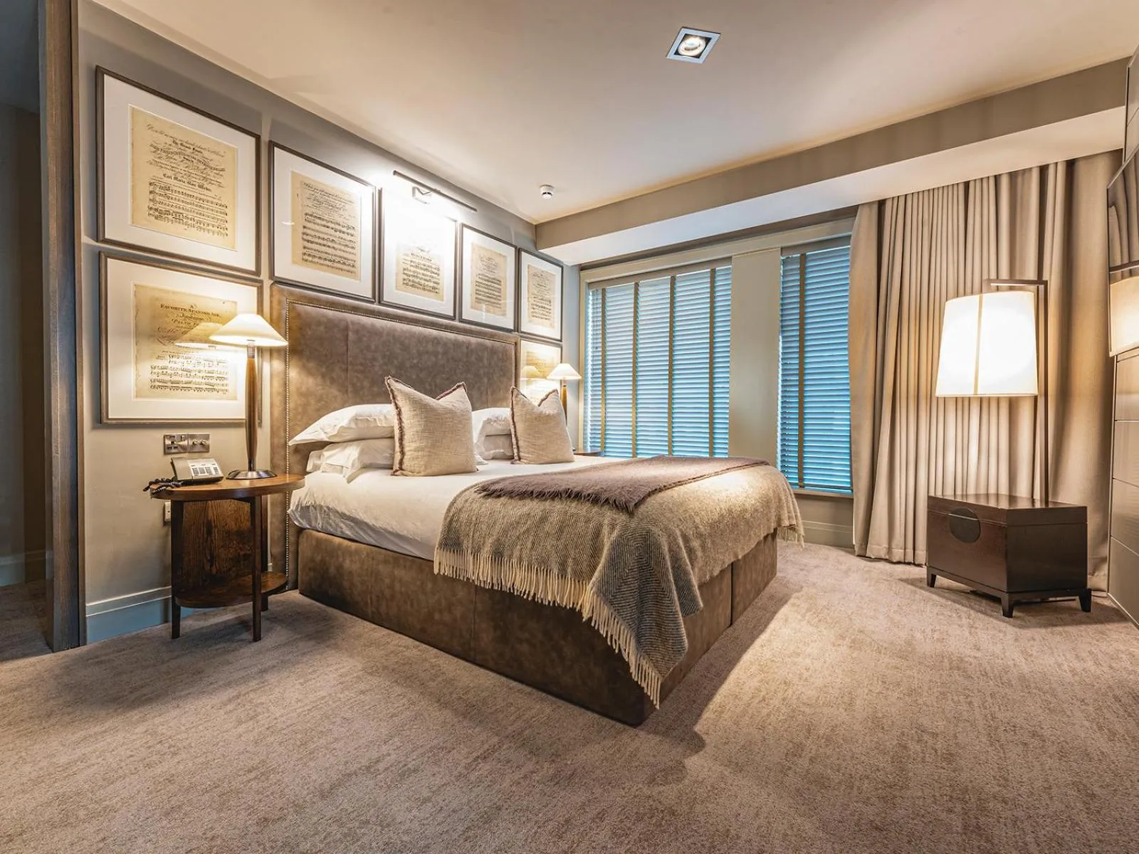 Bedroom, Bed in Dakota Leeds